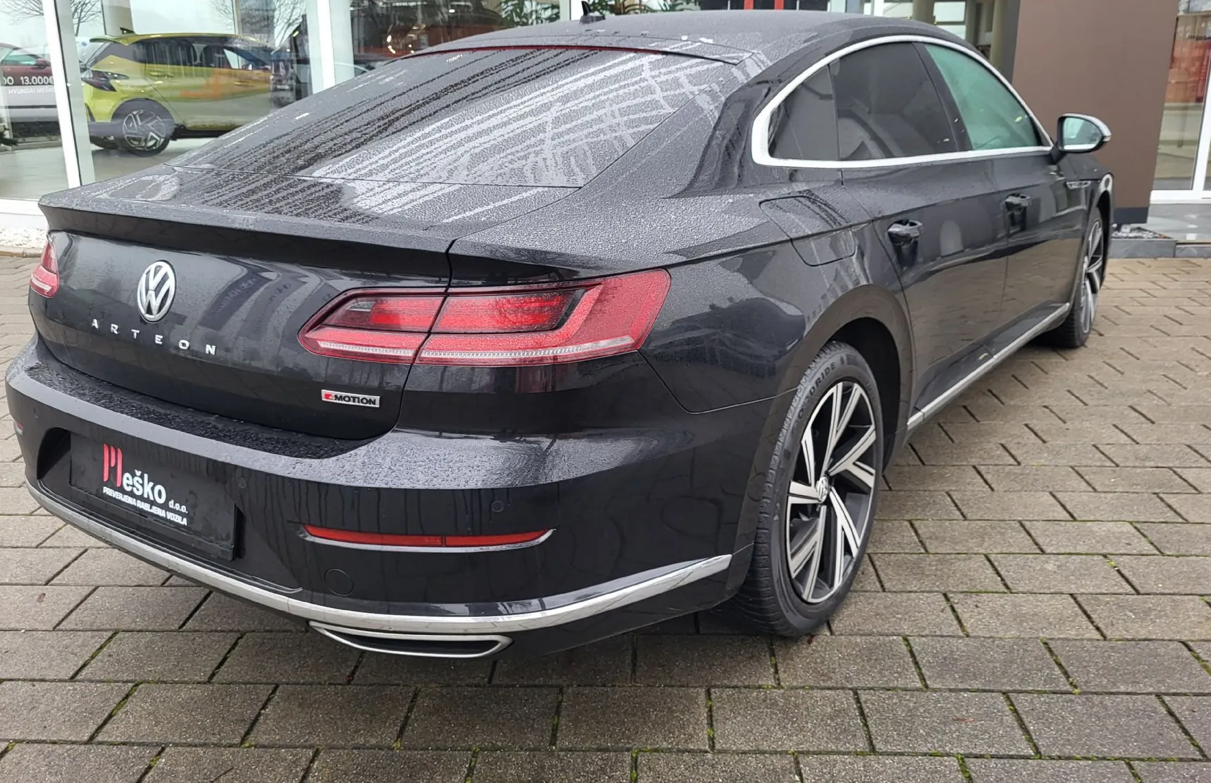 Zunanja slika - Volkswagen Arteon - 2.0 TDI 4MOTION avt. 140kW R-Line - 4