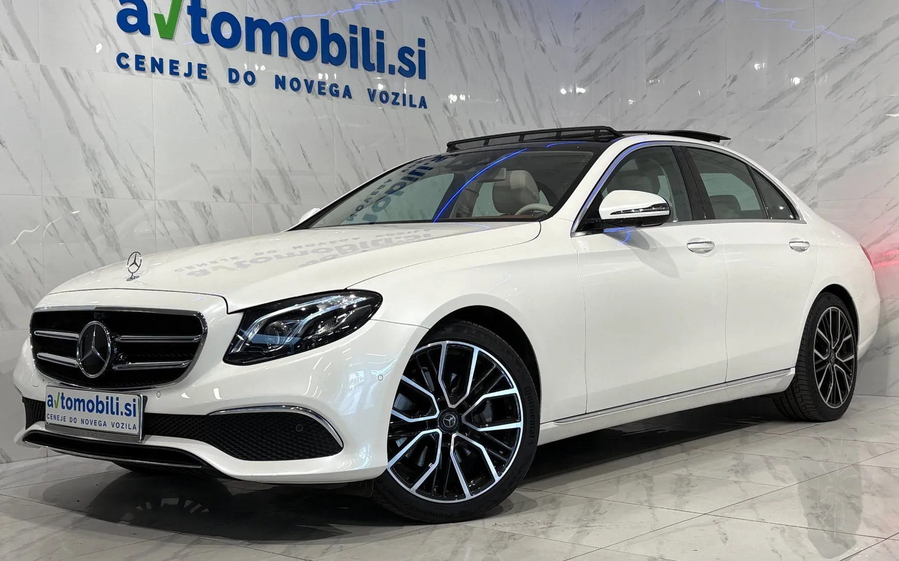 Zunanja slika - Mercedes-Benz E-Razred - 220d 4Matic|Pano|ACC|Designo|Burmester|360K|Memory - 1