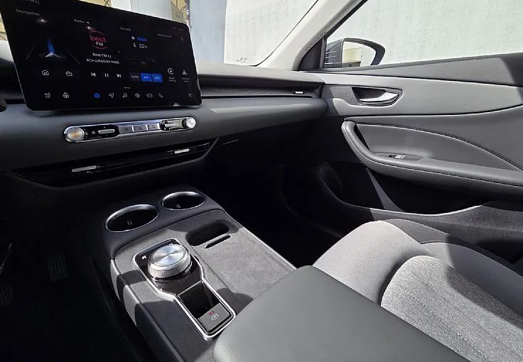 Zunanja slika - MG MGS5 EV - Comfort 49kWh - 7 let tovarniške garancije - 11