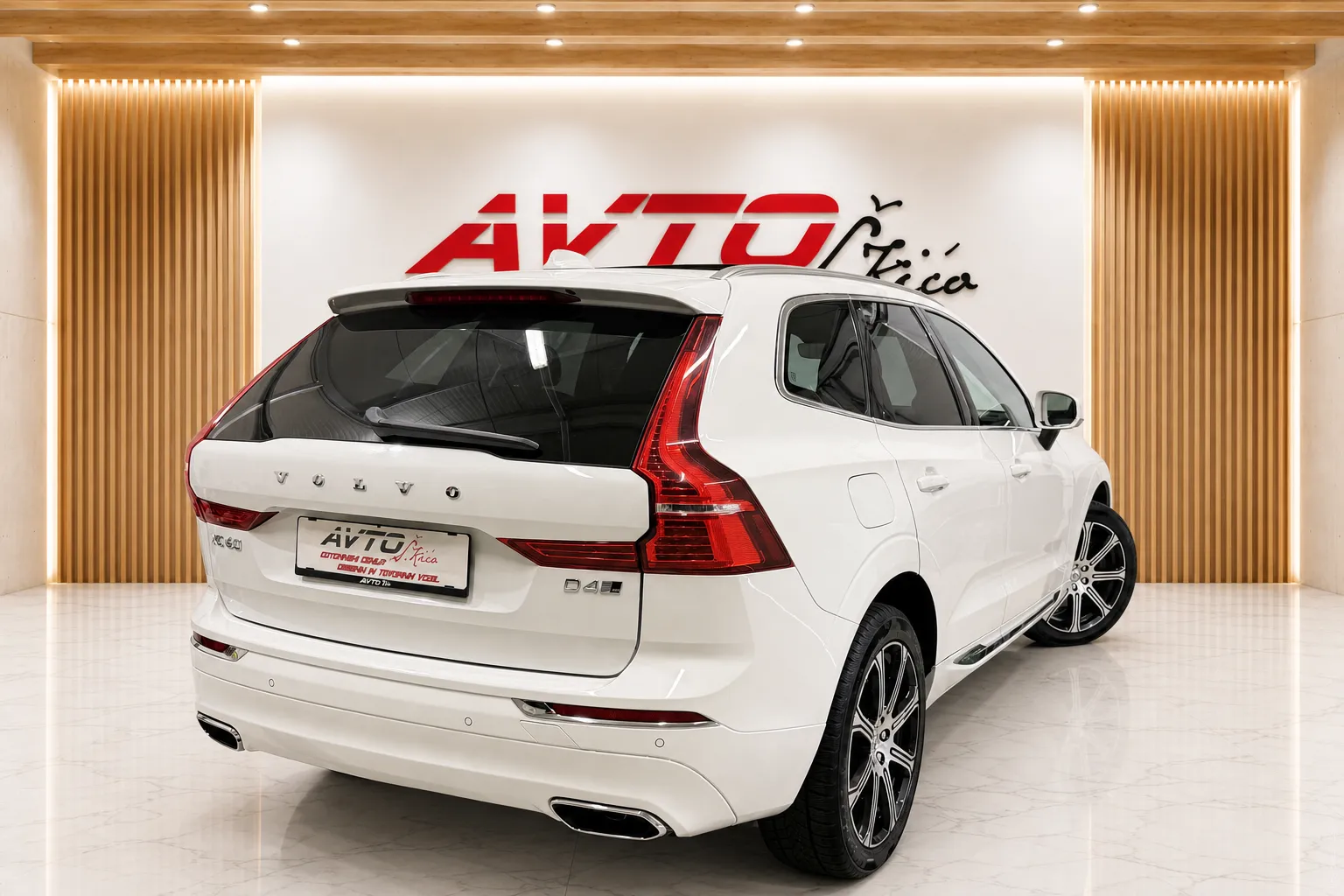 Zunanja slika - Volvo XC60 - D4 4X4-INSCRIPTION-VIRTUAL-PANORAMA-KAMERA-HEAD UP - 6