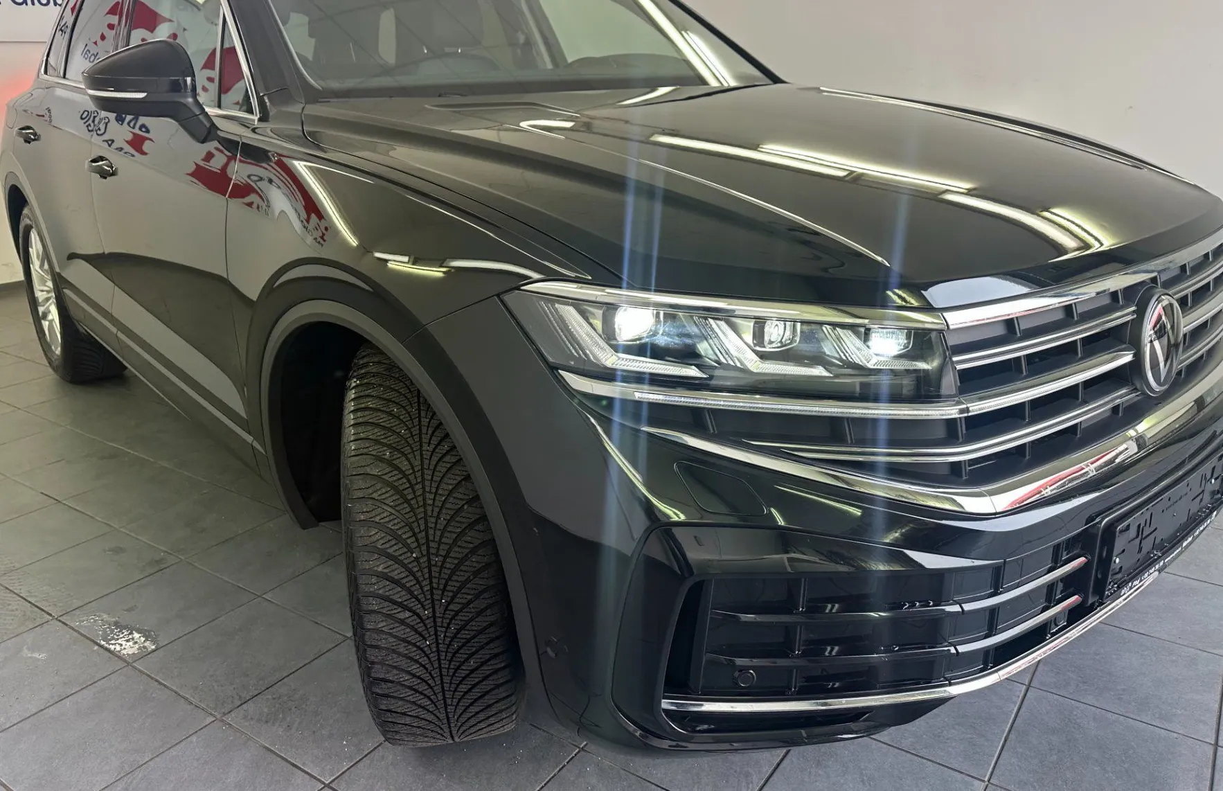 Zunanja slika - Volkswagen Touareg - Volkswagen  Elegance 3.0TDI 170kW.NEMŠKI.KA - 2