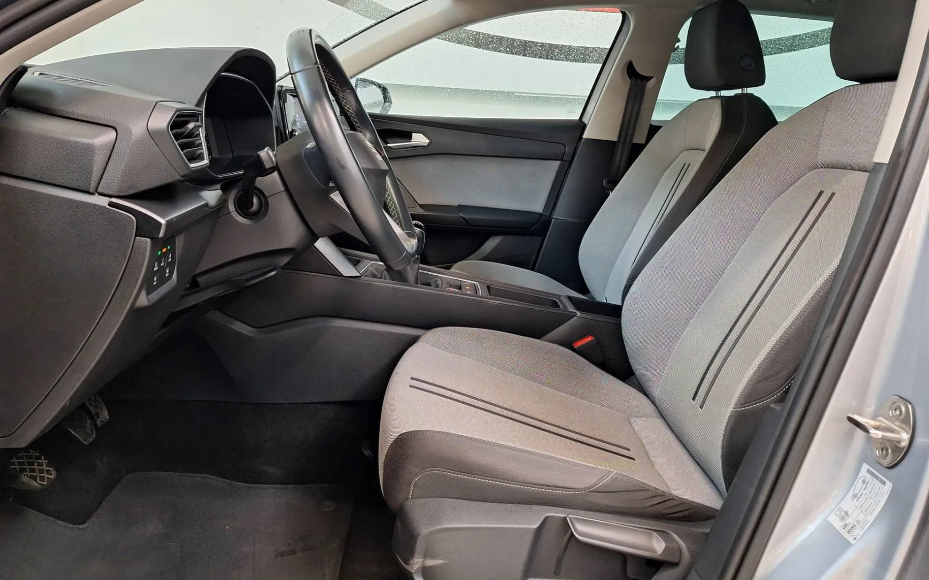 Zunanja slika - Seat Leon - 2.0 TDI  STYLE ST - 5