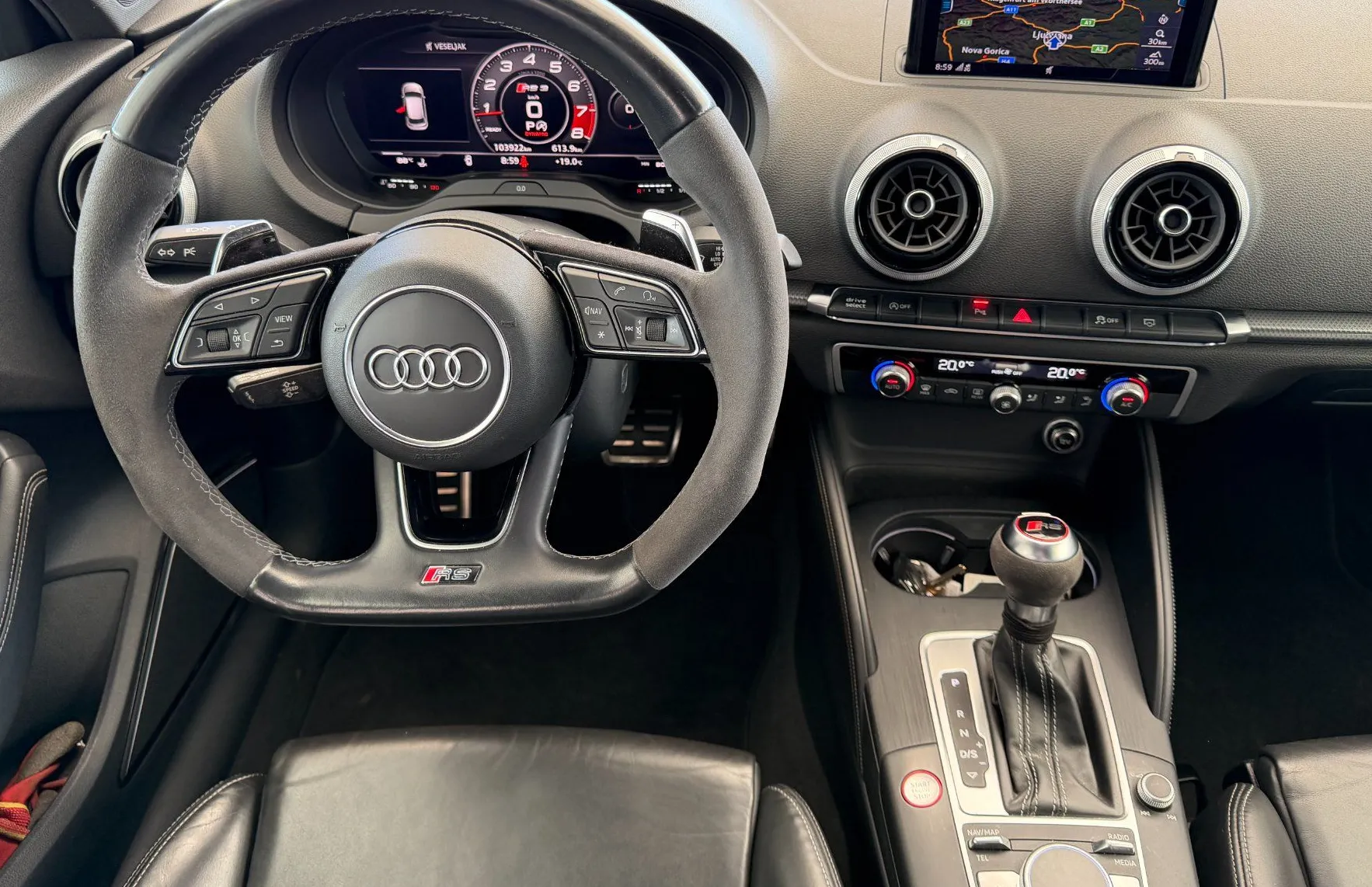Zunanja slika - Audi S3 - R Sportback quattro 2.5 TFSI S tronic - DAZA motor - 7