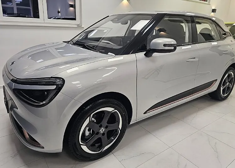 Zunanja slika - Dongfeng Box - 42.3 kWh 70 kW- SILVER-Navedena cena vključuje sub - 1