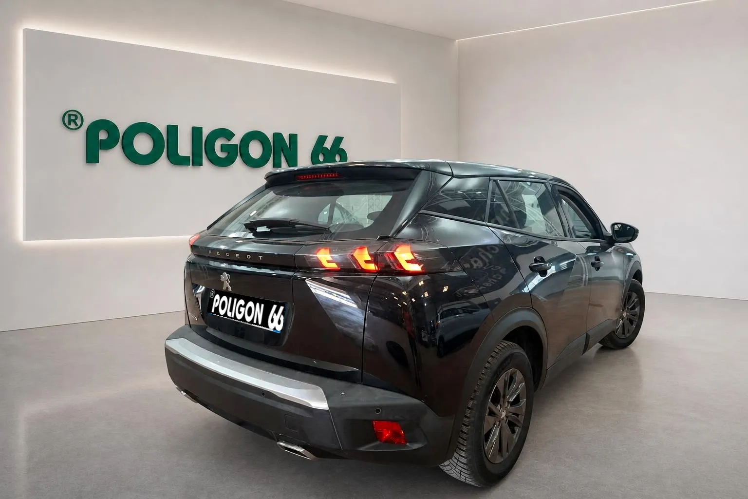 Zunanja slika - Peugeot 2008 - 1.2 PureTech 130 Avt.-FULL LED-1 LASTNIK-GARANCI - 2