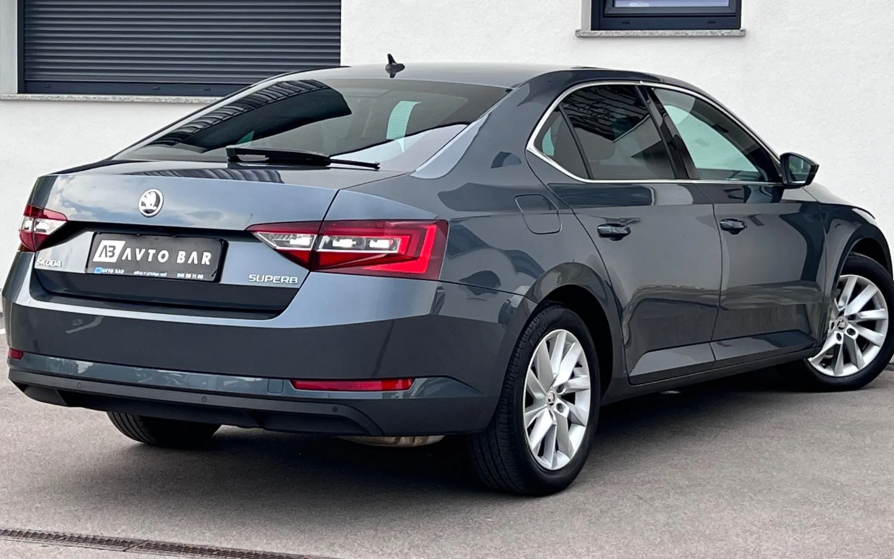 Zunanja slika - Škoda Superb - 1.5 TSI+1.LAST+SLO+R.KAMERA+NAVI+RADAR+MRTVI KOT - 6