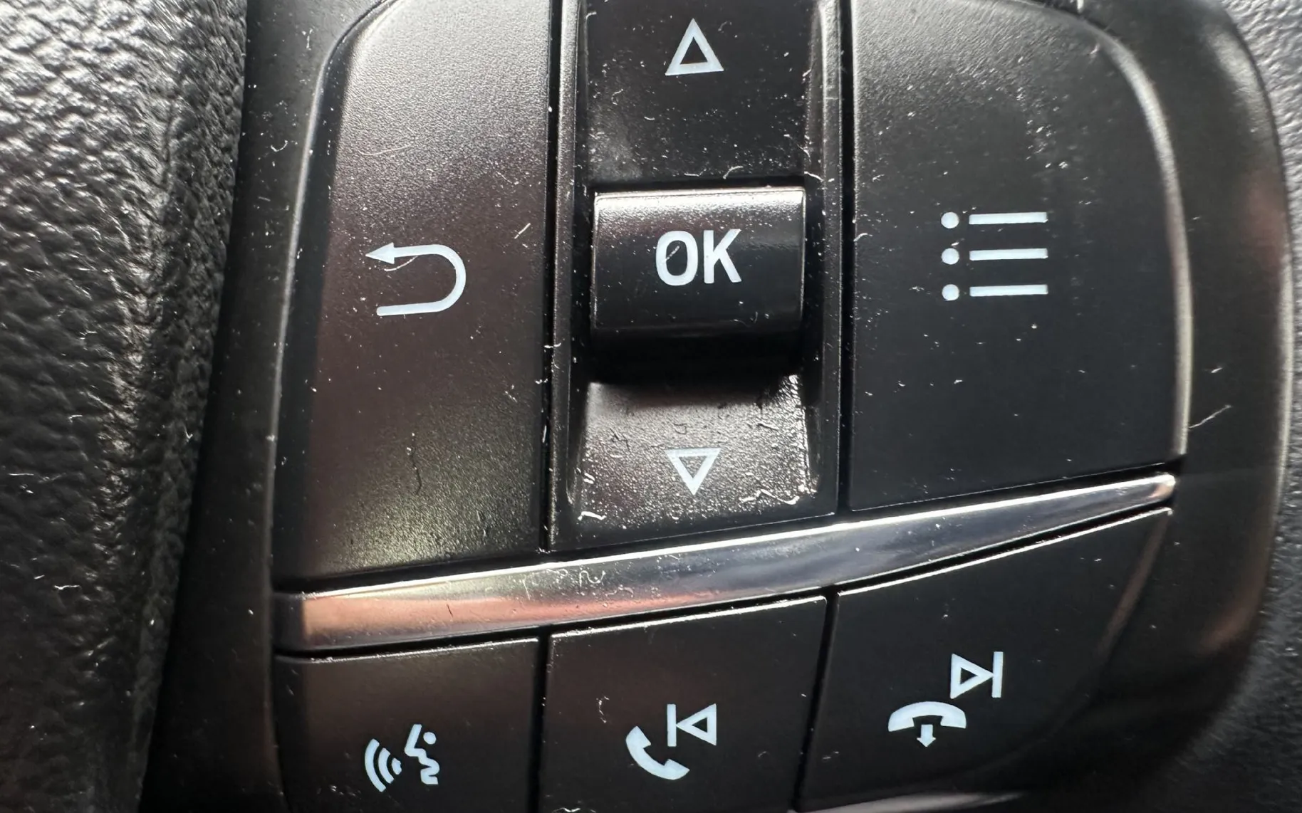 Zunanja slika - Ford Kuga - 2.5 190CV BVA6.KAMERA.NAVI.LED.ALU.2022.140 kw - 8