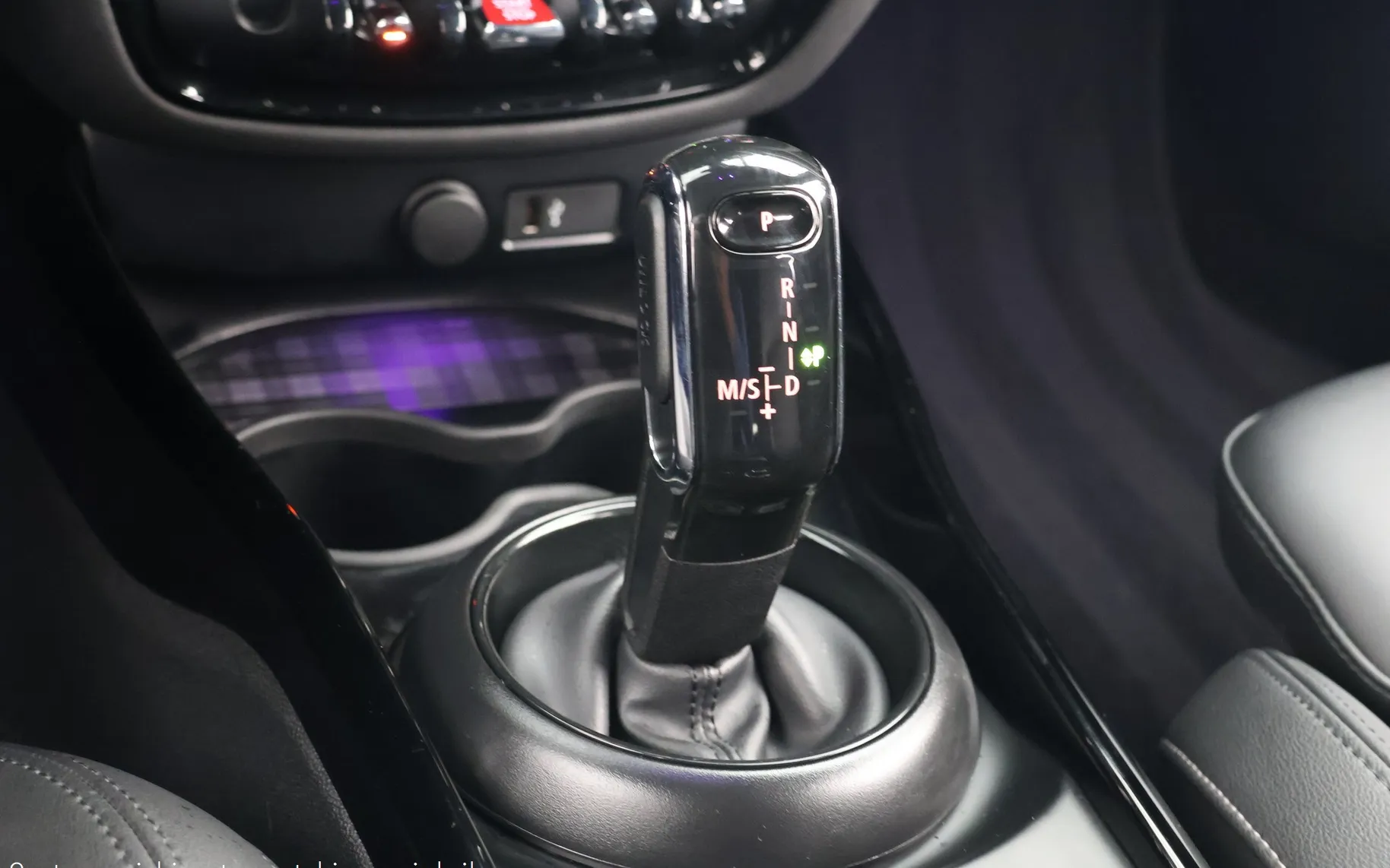Zunanja slika - MINI Clubman Cooper D - 2.0d Aut 150KM Essential Trim - 16
