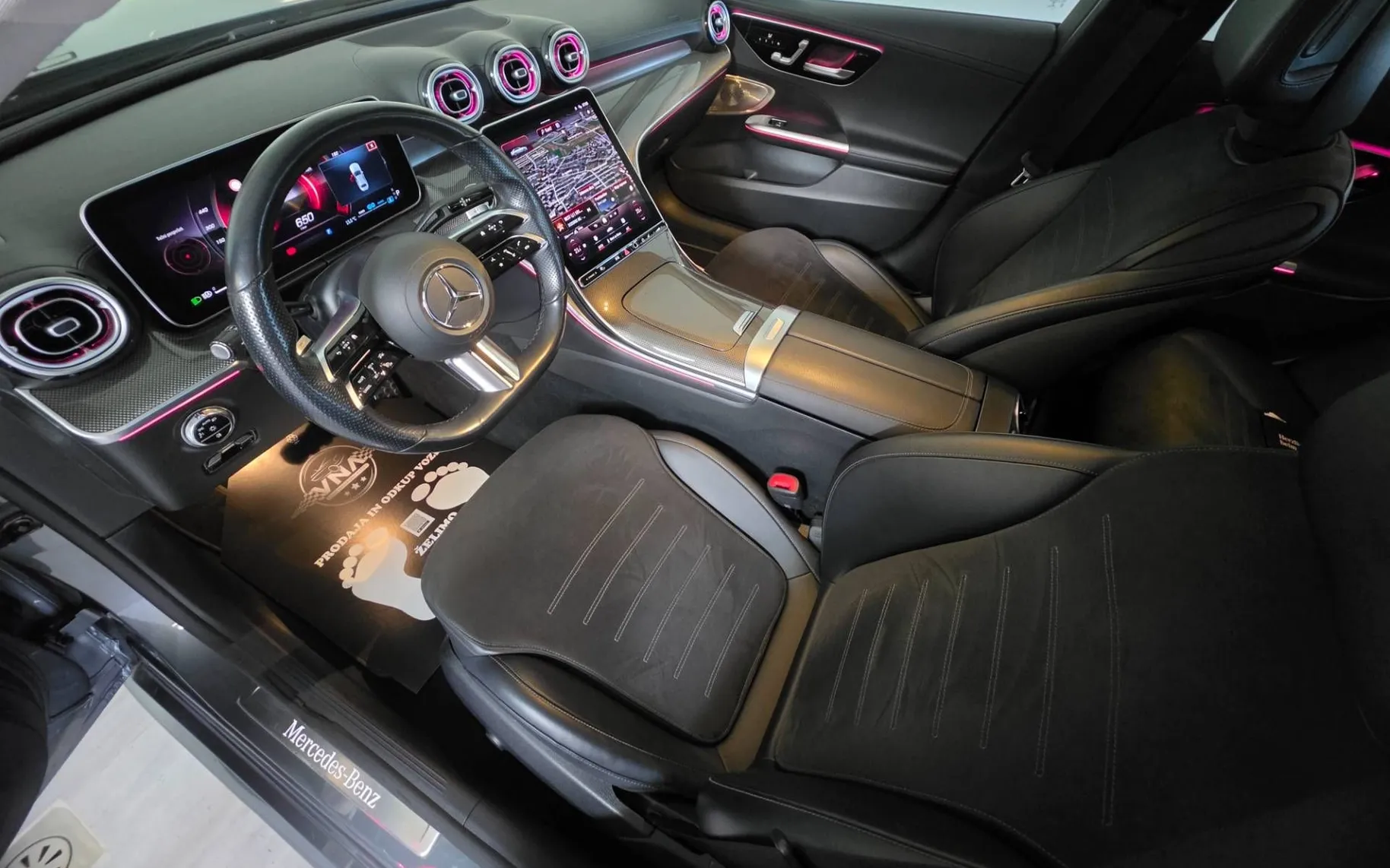 Notranja slika - Mercedes-Benz C-Razred - C 220 d AMG |VIRTUAL|RADAR|BLIS|LANE|360KAM|KLJUKA - 7