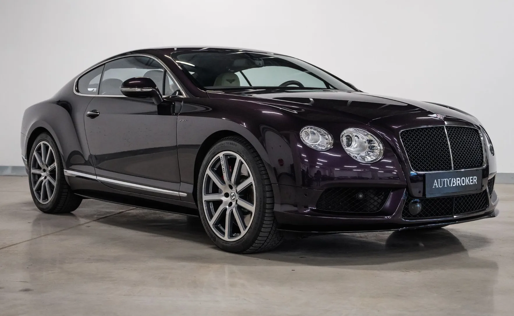 Zunanja slika - Bentley Continental - GT V8 S - 3