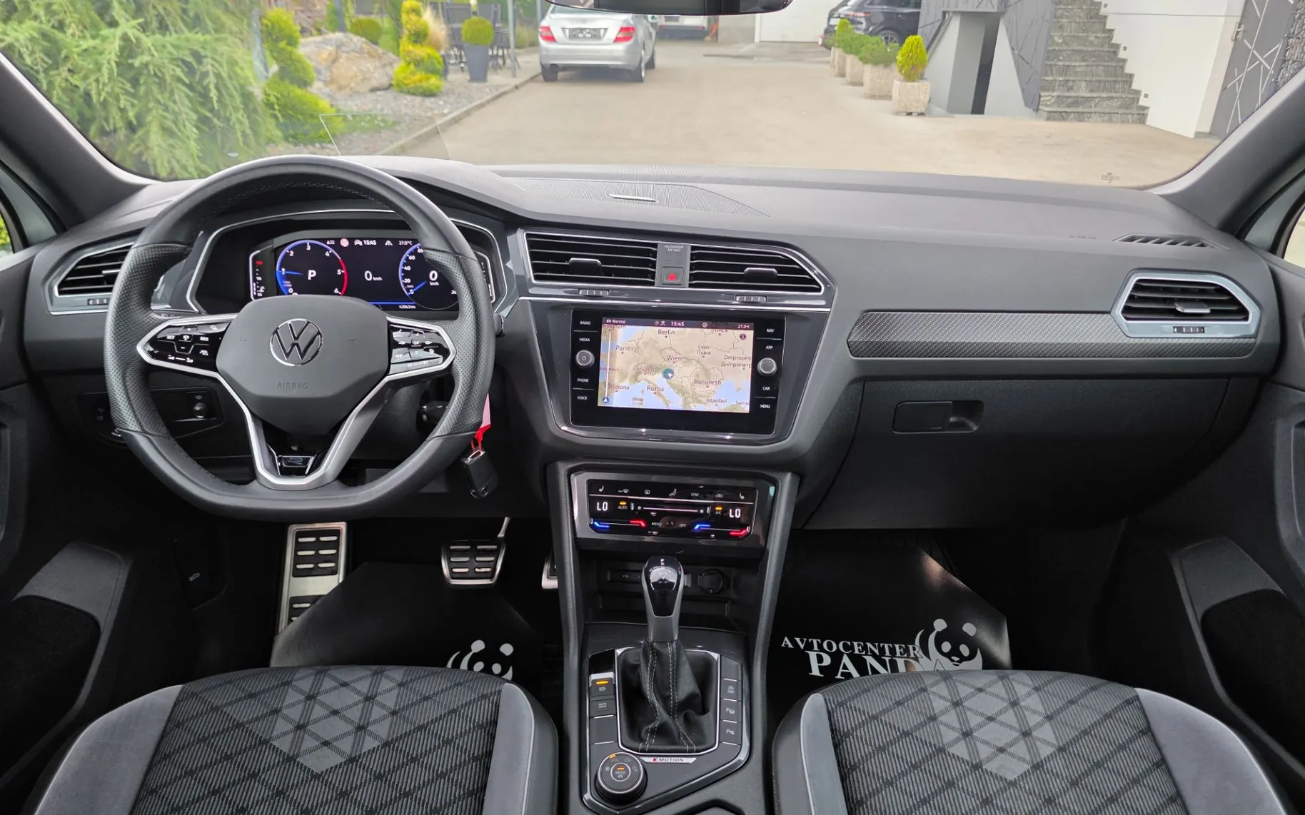 Zunanja slika - Volkswagen Tiguan - 4motion 2,0 TDI BMT R-Line DSG - 9