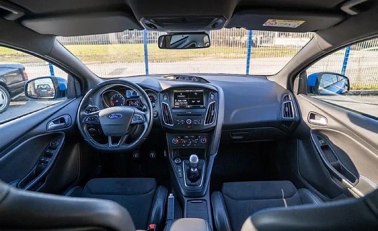 Zunanja slika - Ford Focus - RS 2.3 EcoBoost - 9