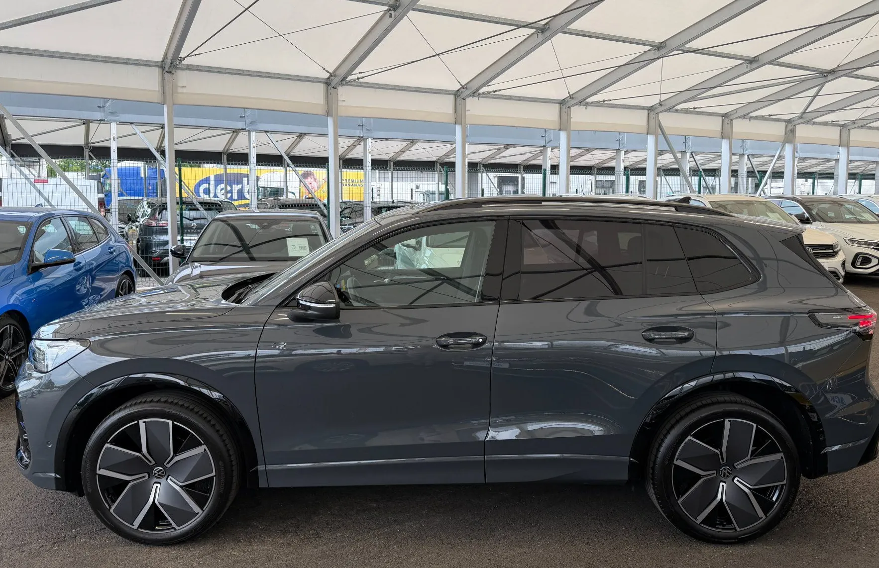 Zunanja slika - Volkswagen Tiguan - 4JOY 1.5 eTSI DSG SLO 1.Lastnik-PANORAMA-GARANCIJA - 4