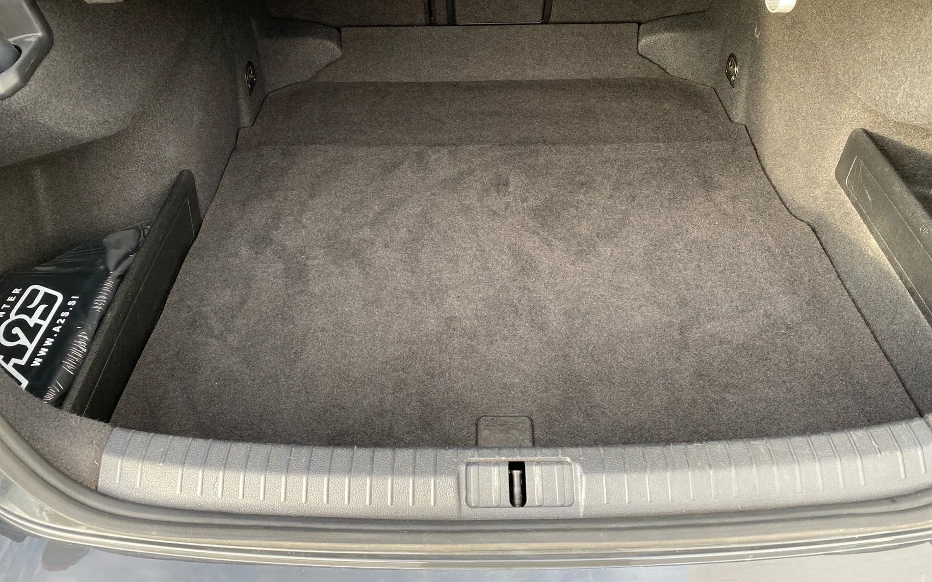 Notranja slika - Volkswagen Passat - 2.0 TDI BMT SCR Business avt.-Panorama-LED-Kamera - 12