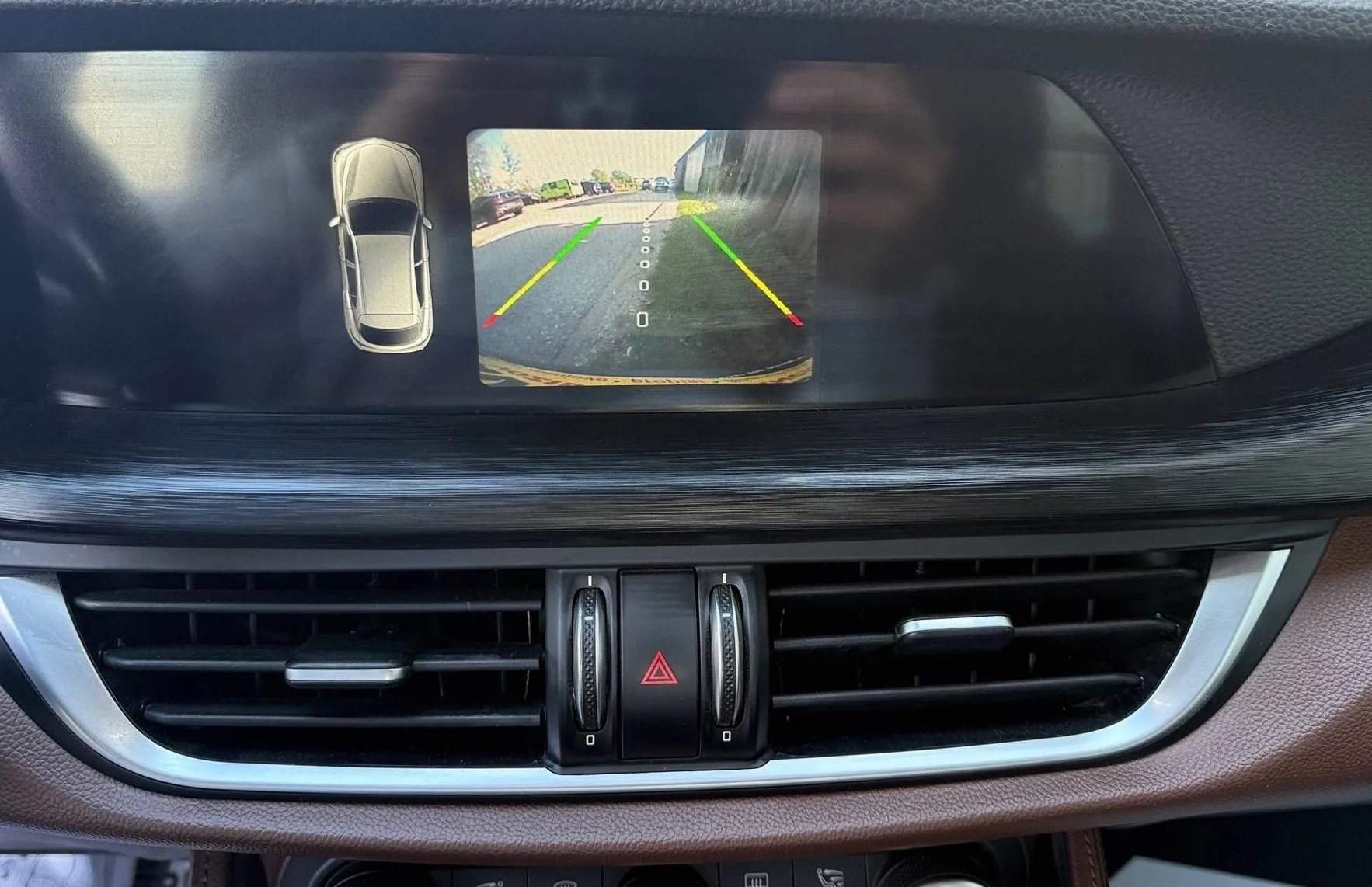Zunanja slika - Alfa Romeo Stelvio - 2.2 Diesel LED NAVI TEMPOMAT KAMERA PDC USNJE TOP - 17