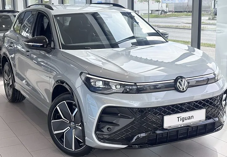 Zunanja slika - Volkswagen Tiguan - R-Line 4JOY 1.5 eTSI DSG - BLACK STYLE - - 1