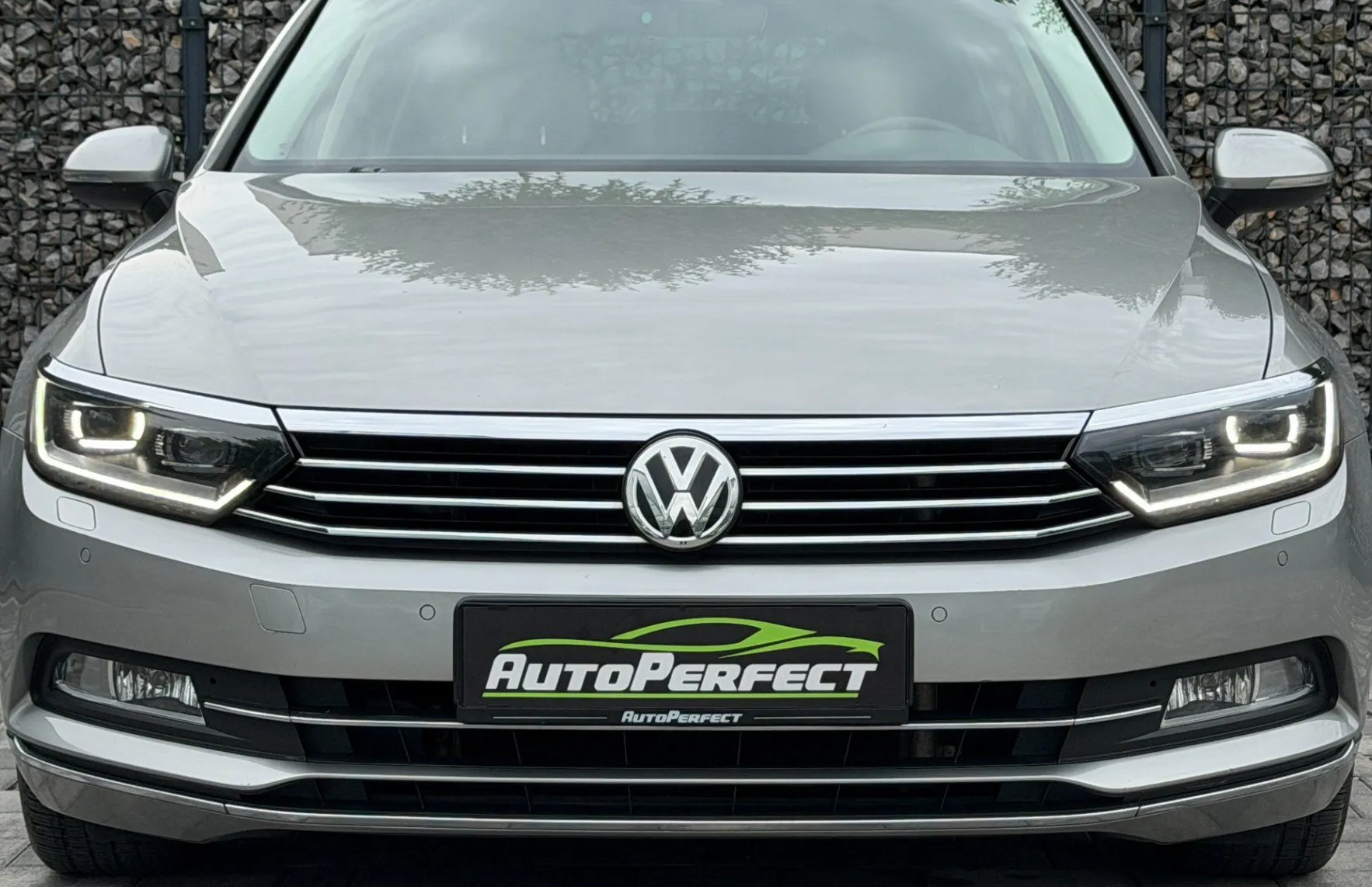 Zunanja slika - Volkswagen Passat - Variant 2.0 TDI Highline |PANO|POTRJ.SERV|KAM|GR.SED|NAVI - 2