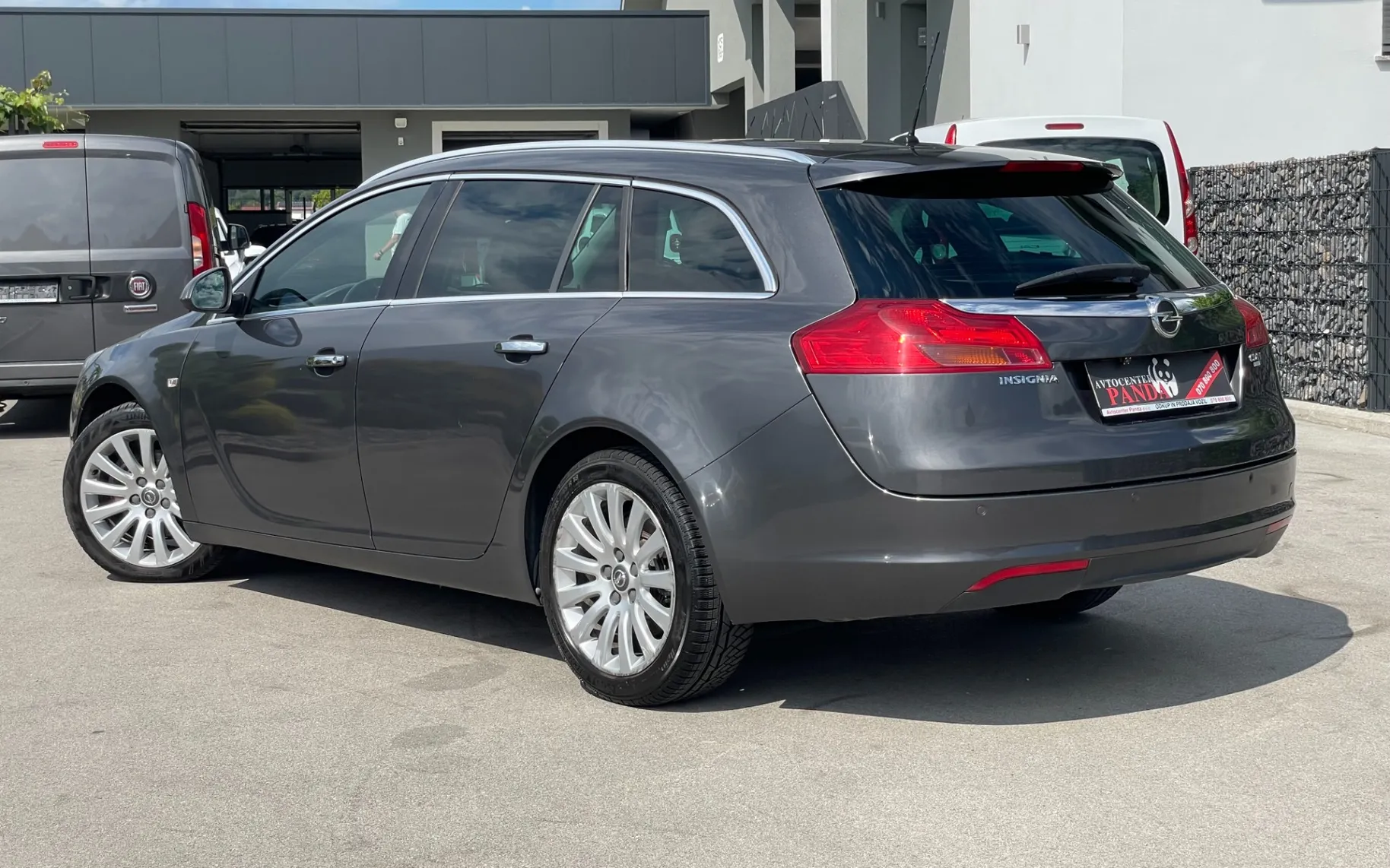 Zunanja slika - Opel Insignia - 2,0 CDTI Cosmo Avt. 18KW SPORT AUT.+18COL+NAVI+ - 3