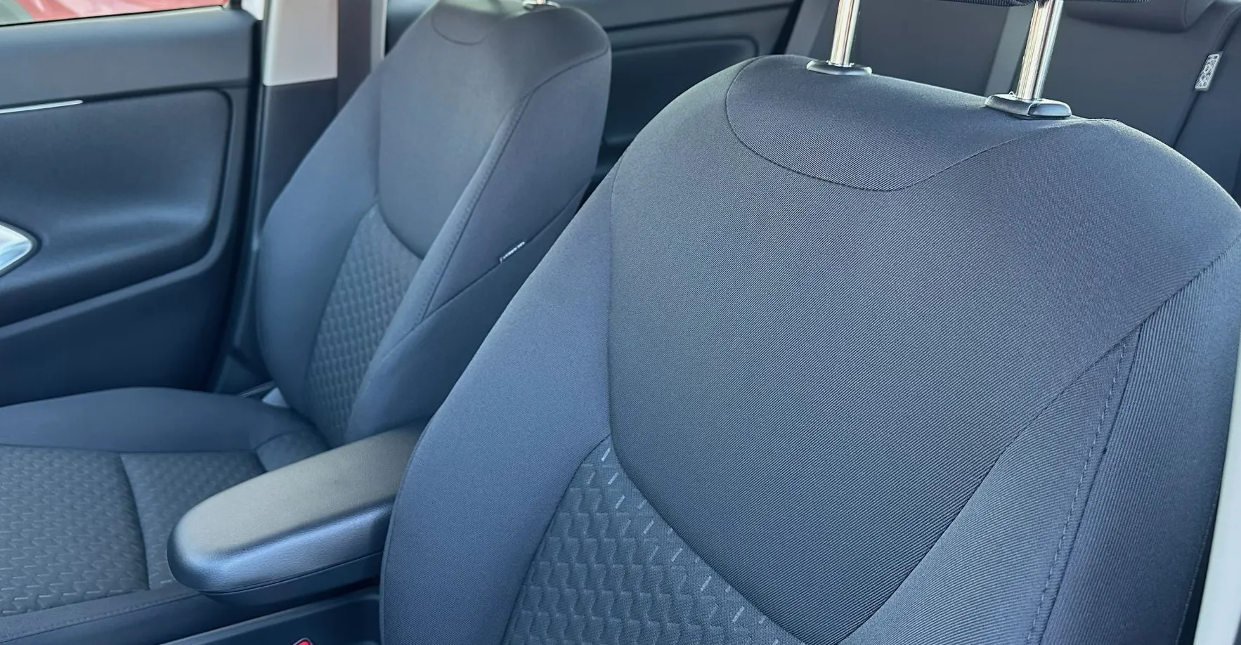 Zunanja slika - Toyota Yaris Cross - Hybrid 1.5 VVT-i Cool Avt. - 12