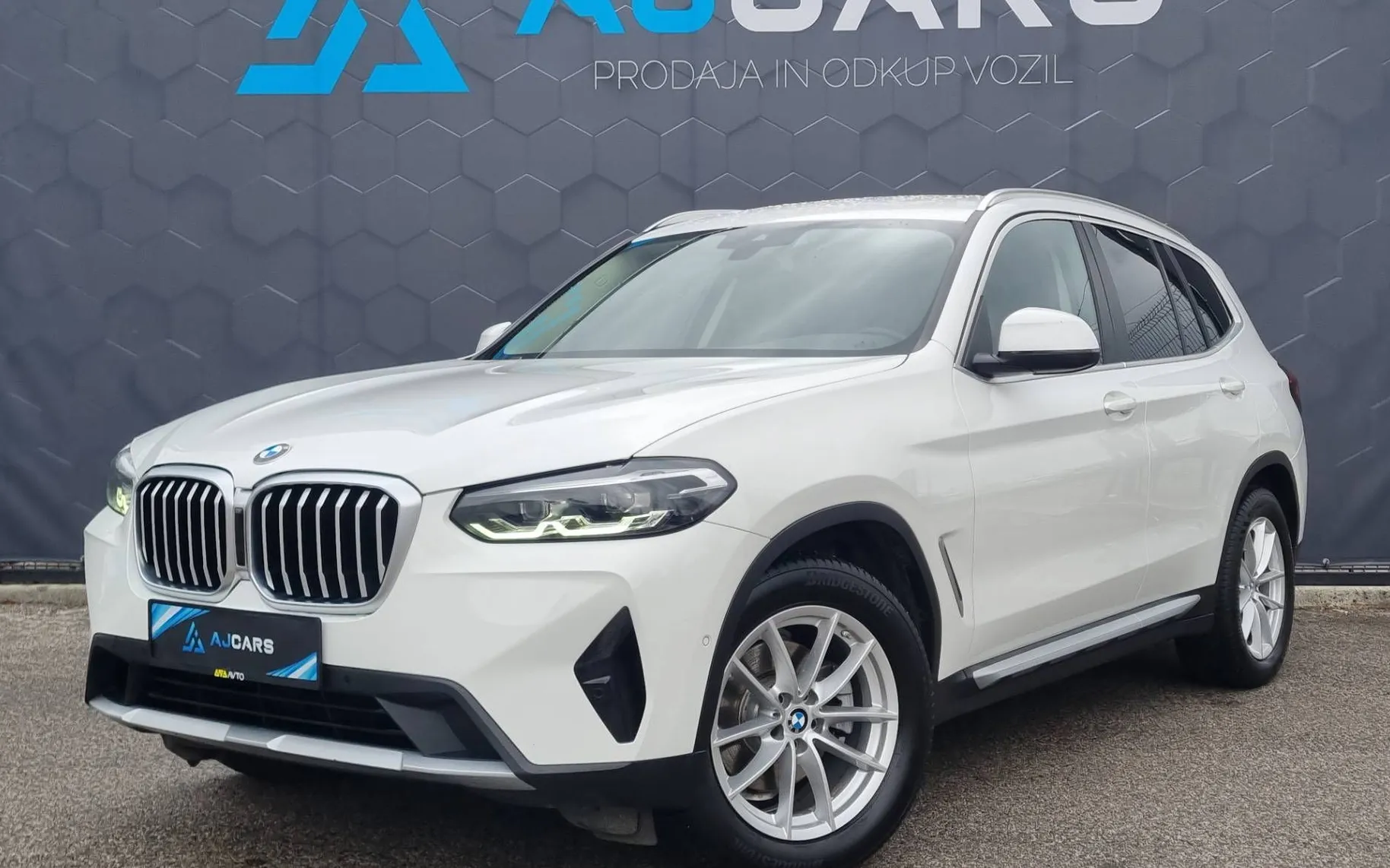 Zunanja slika - BMW X3 - serija : sDrive18d Avt.-LED-Usnje-Kamera-Navi-Keyless - 1