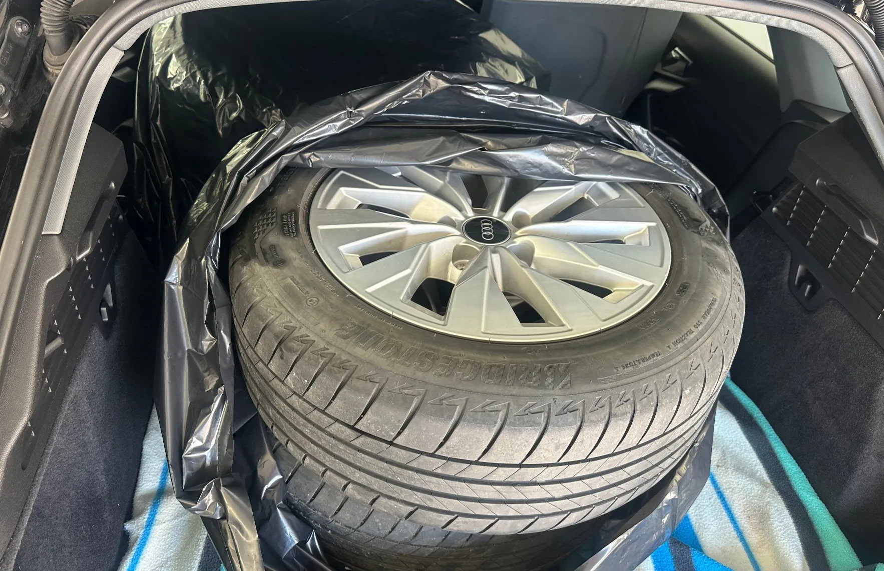 Zunanja slika - Audi A3 - 40 TFSI S tronic.110 KW.KAMERA.NAVI+4ALU.TOP - 16