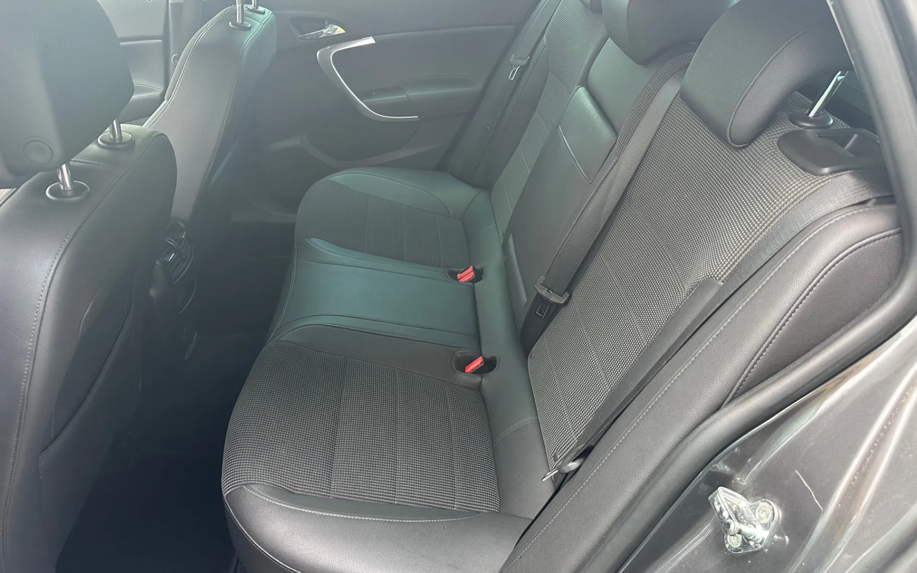 Zunanja slika - Opel Insignia - 2,0 CDTI Cosmo Avt. 18KW SPORT AUT.+18COL+NAVI+ - 11
