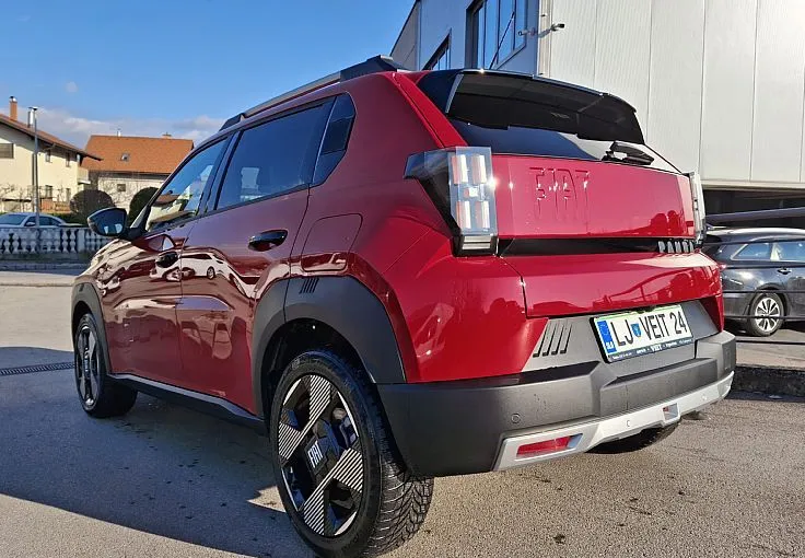 Zunanja slika - Fiat Grande Panda - 1.2 T-Gen3 110 AT6 LaPrima - 6