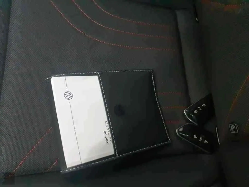 Zunanja slika - Volkswagen ID.4 - GTX NEMŠKI+4ALU.4x4.PANORA.KLJUKA.KAMERA.220KW.ACC - 11