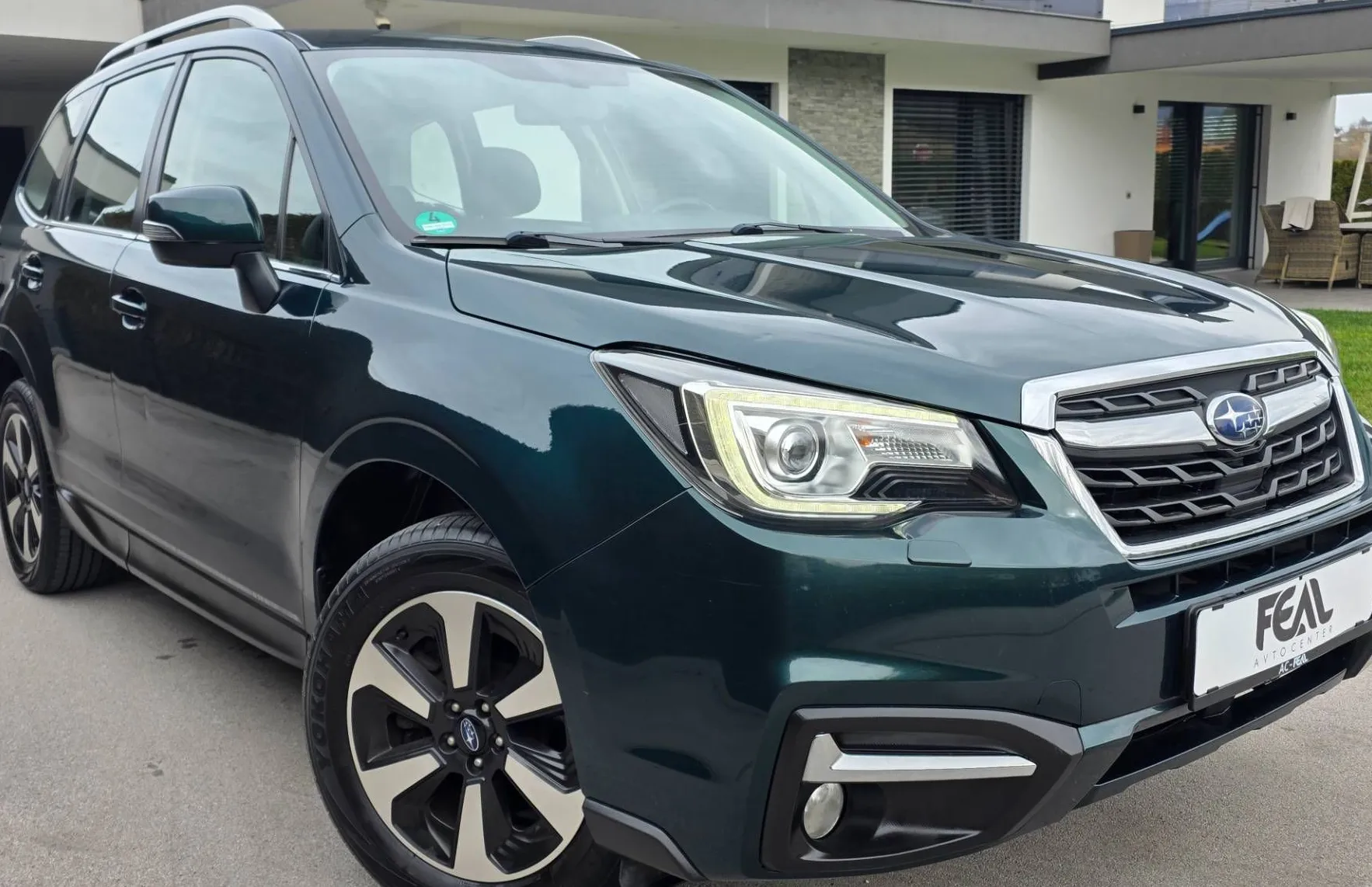 Zunanja slika - Subaru Forester - 2.0D-4X4-1 LASTNIK-XENON-LED-KAMERA-FACE LIFT - 2