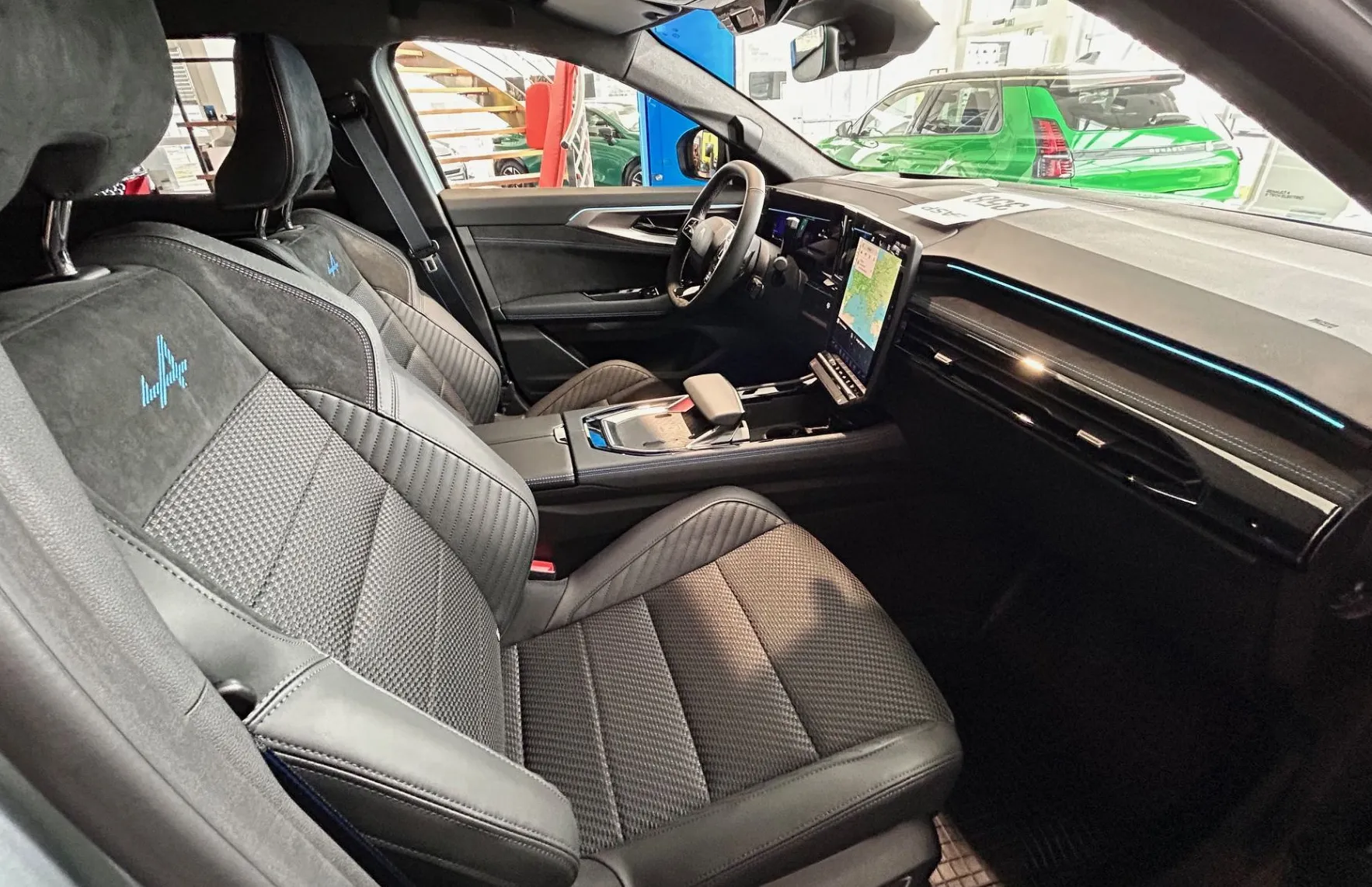 Zunanja slika - Renault Espace - Esprit Alpine E-Tech hybrid 200 - 13