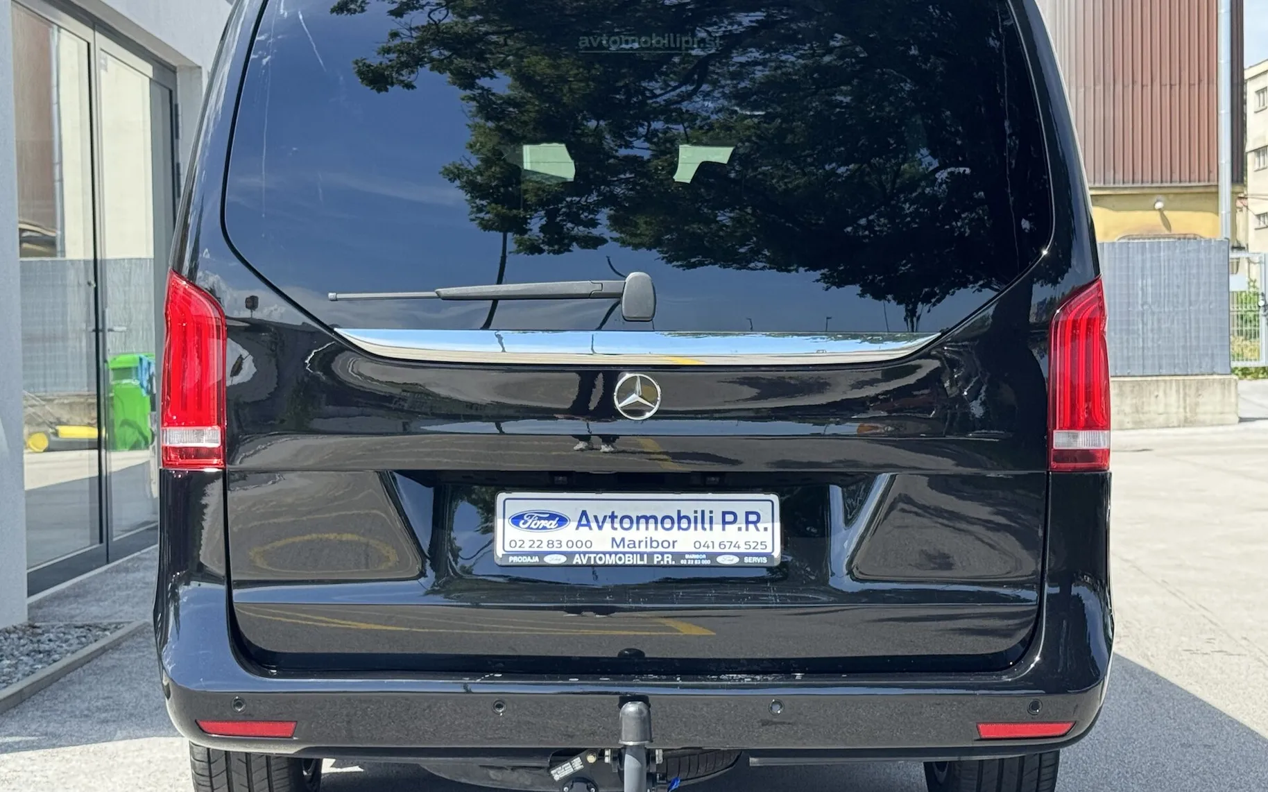 Zunanja slika - Mercedes-Benz V-Razred - V 250d L AVANTGARDE AVT 8 SED.ELEKTRIČ.DRSNA VRATA - 19