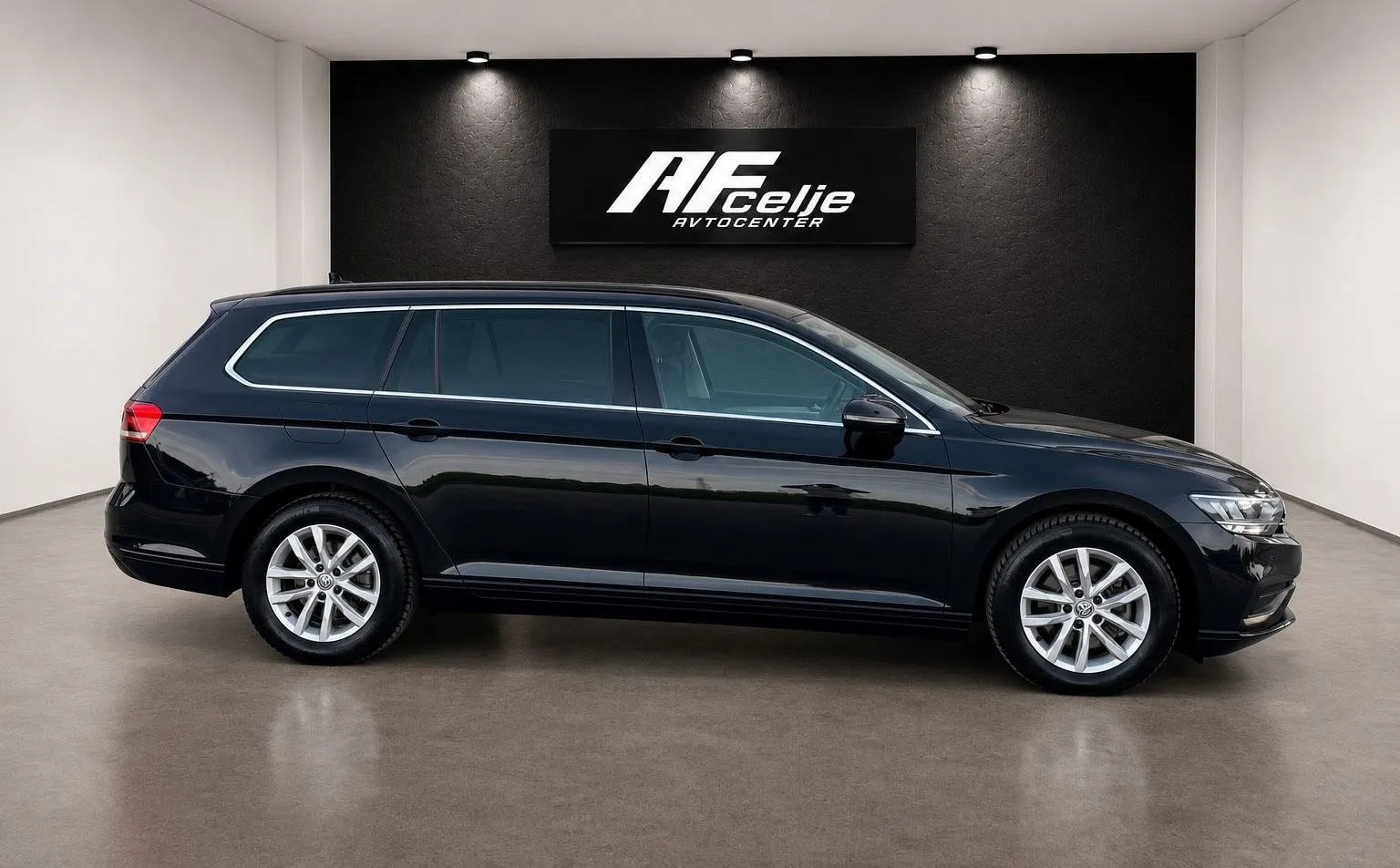 Zunanja slika - VW Passat Variant - 2.0 TDI-DSG-H LINE-LED-NAVI-LIZING ZA TUJCE- - 4