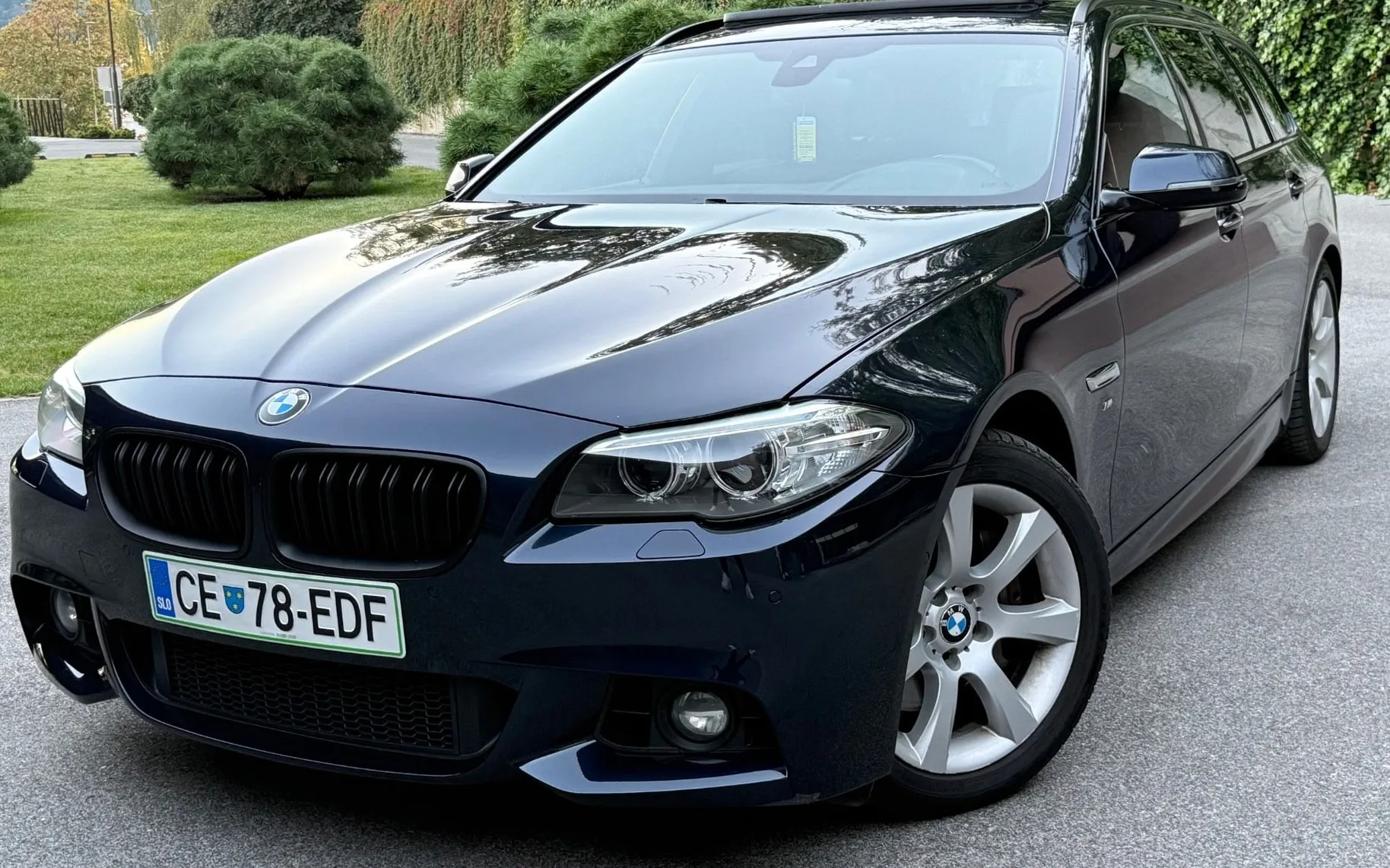 Zunanja slika - BMW serija 5 Touring: - 525D-M PAKET-PANORAMA-ALCANTARA-ODLIČEN - 1