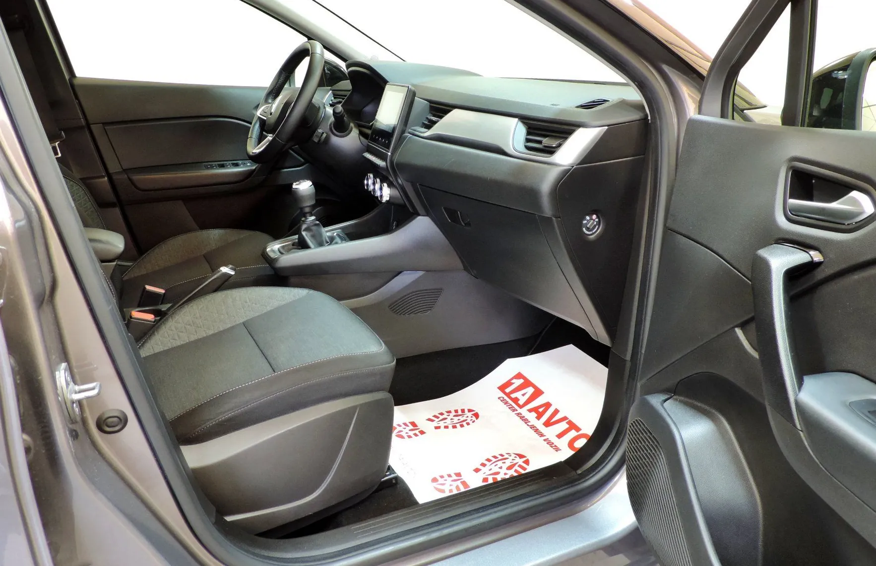 Zunanja slika - Renault Captur - TCe 90 NAVI-KAMERA - 11