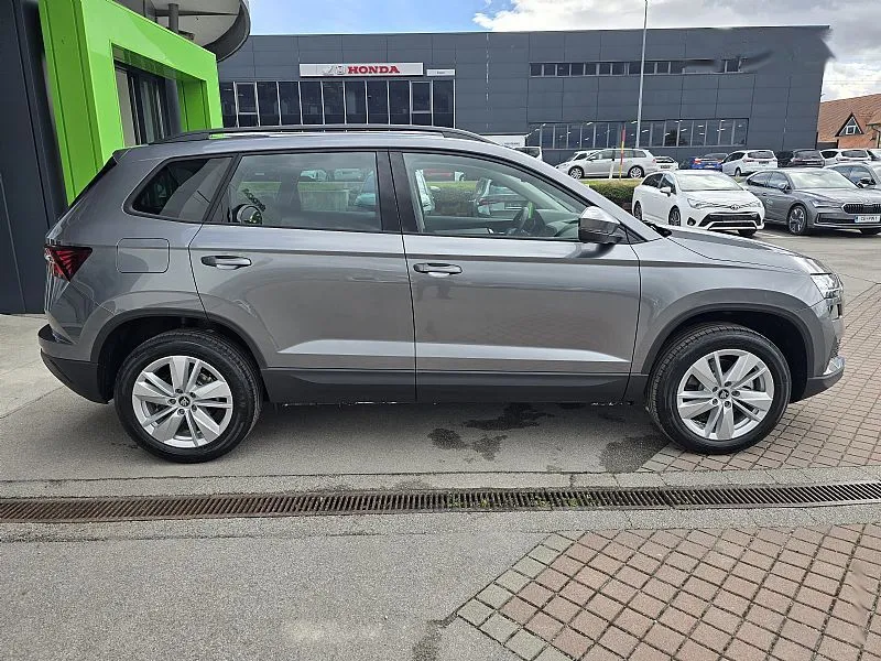 Zunanja slika - Škoda Karoq - Selection 1.5 TSI 110kW TESTNO VOZILO - 8