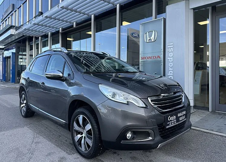Zunanja slika - Peugeot 2008 - 1.2 PureTech 110 Stop Start ALLURE - 1