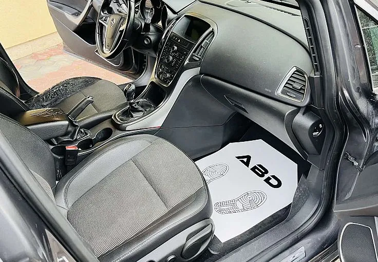 Zunanja slika - Opel Astra - Karavan 1.7 CDTI 92kW ALU DIG KLIMA NAVI TEMP - 10