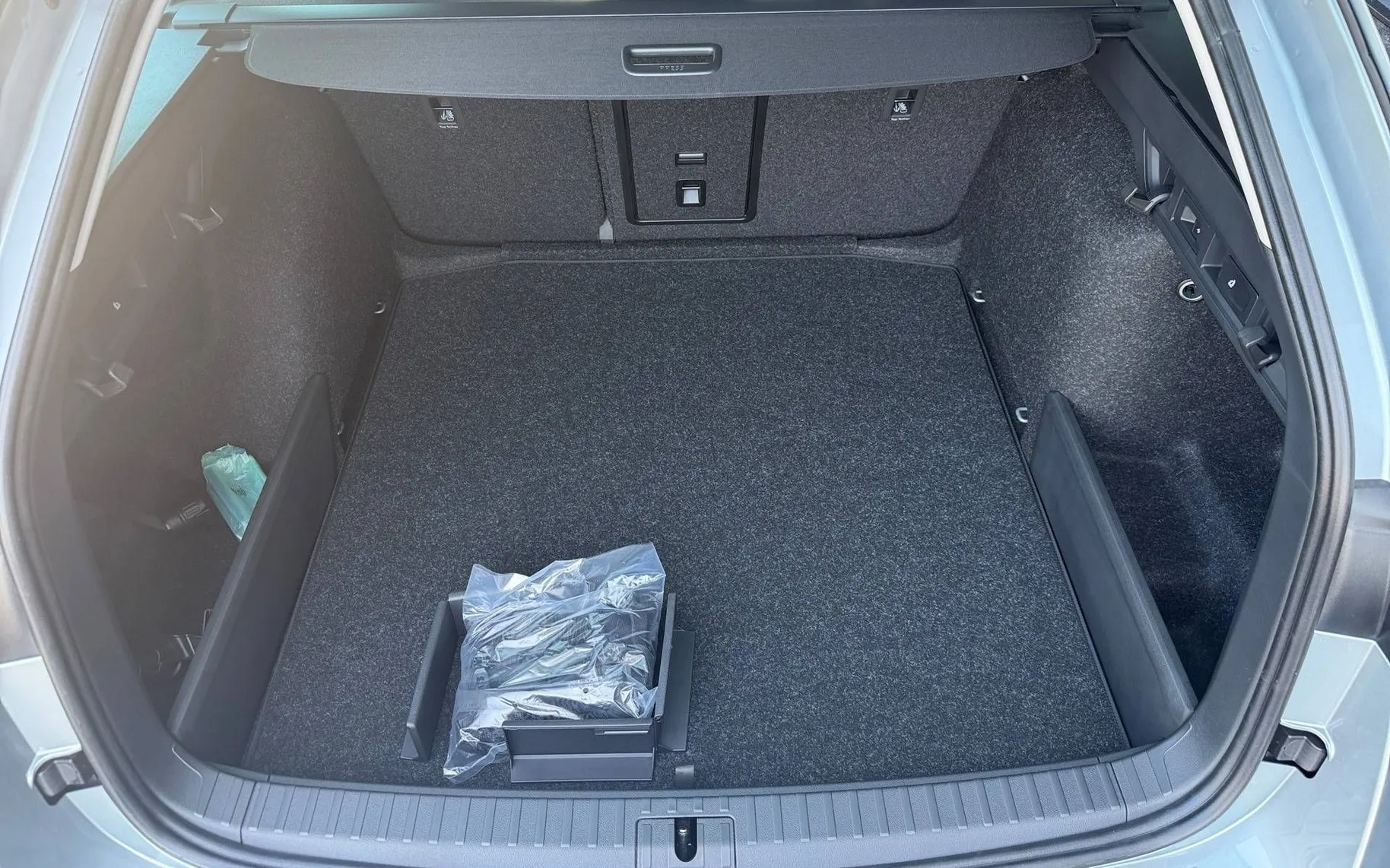 Notranja slika - Škoda Octavia - Combi 2.0 TDI Family DSG... - 12