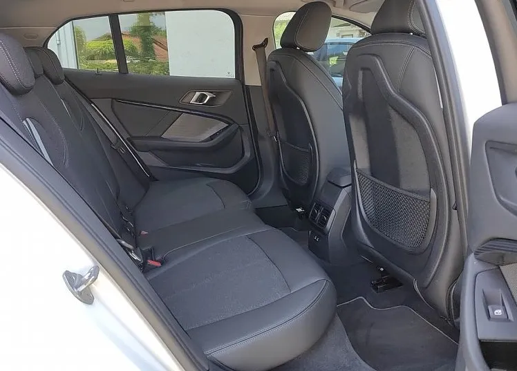 Zunanja slika - BMW Serija 1 - : 118i-AUT.-SPORTLINE-COCKPIT-FULLED-HEAD-UP-HARMAN- - 13