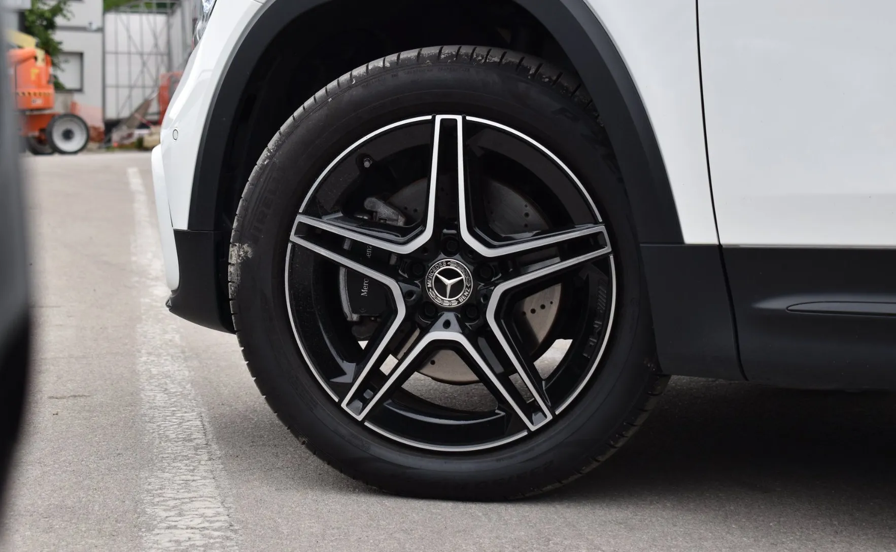 Zunanja slika - Mercedes-Benz GLB-Razred - GLB 200 AMG Line Avt. - 5