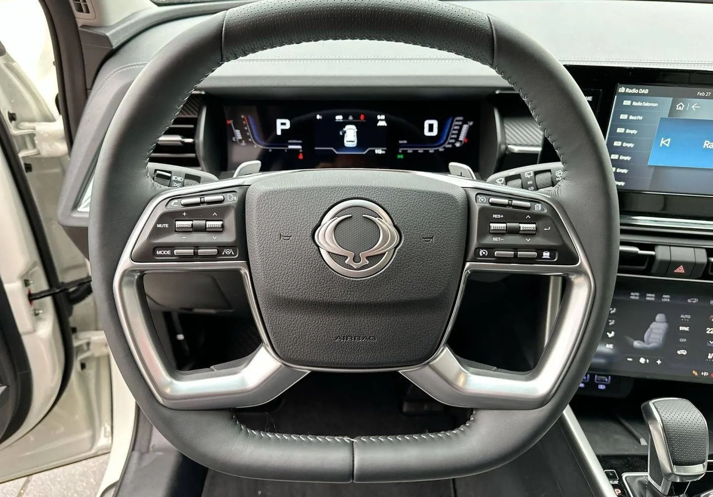 Notranja slika - SsangYong Torres - 1.5 T-GDI PREMIUM 4WD AT... - 14