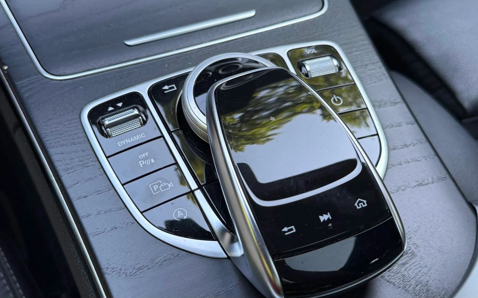 Notranja slika - Mercedes-Benz C-Razred - C 220 d 4MATIC T AMG Line Avt. - 13