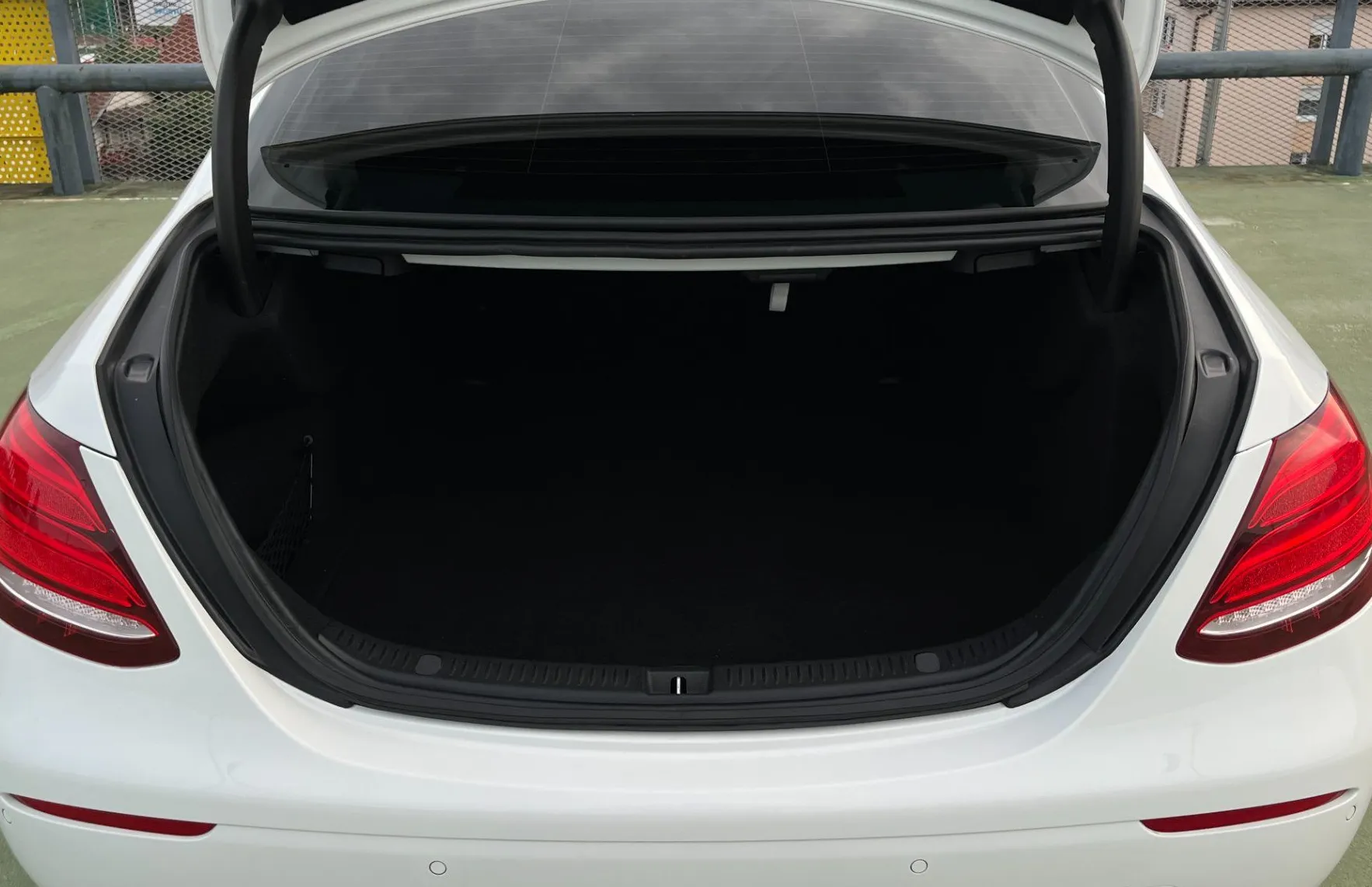 Zunanja slika - Mercedes-Benz E-Razred - E 200 d Avantgarde Avt. LED.VZR. KAM.2XPDC.NAVI - 8