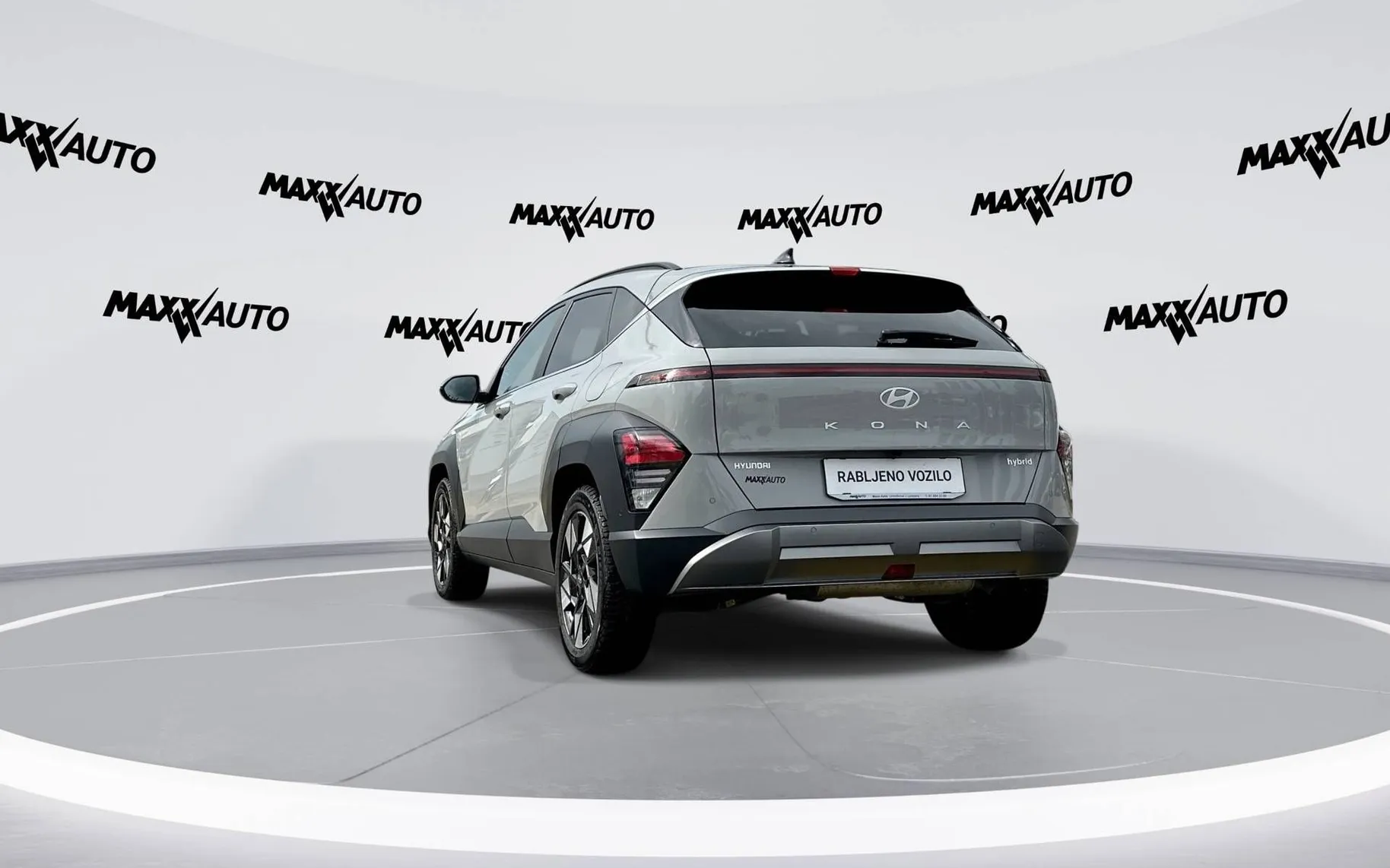 Notranja slika - Hyundai Kona - 1.6 GDI Hybrid Impression DCT - 7