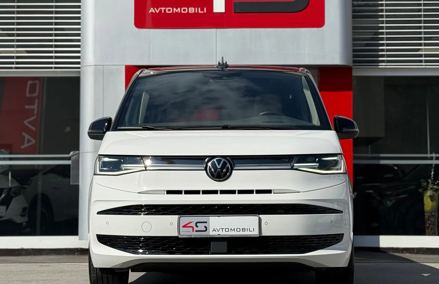 Zunanja slika - VW Multivan - 2.0 TDI KLJUKA-PANO-MASAŽA-1.LASTNIK - 2