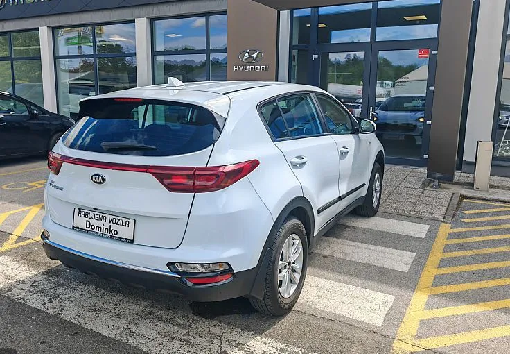 Zunanja slika - KIA Sportage - 1.6 GDi°°1.Last°°Redno servisiran - 4