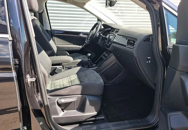 Zunanja slika - Volkswagen Touran - 2.0 TDI-110KW-7 SEDEŽEV-PANORAMA-KAMERA-HIGHLINE - 10