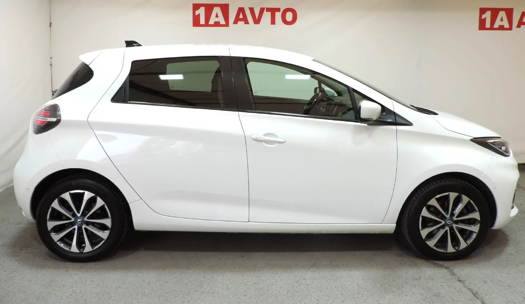 Zunanja slika - Renault Zoe - INTENS R135 - 4