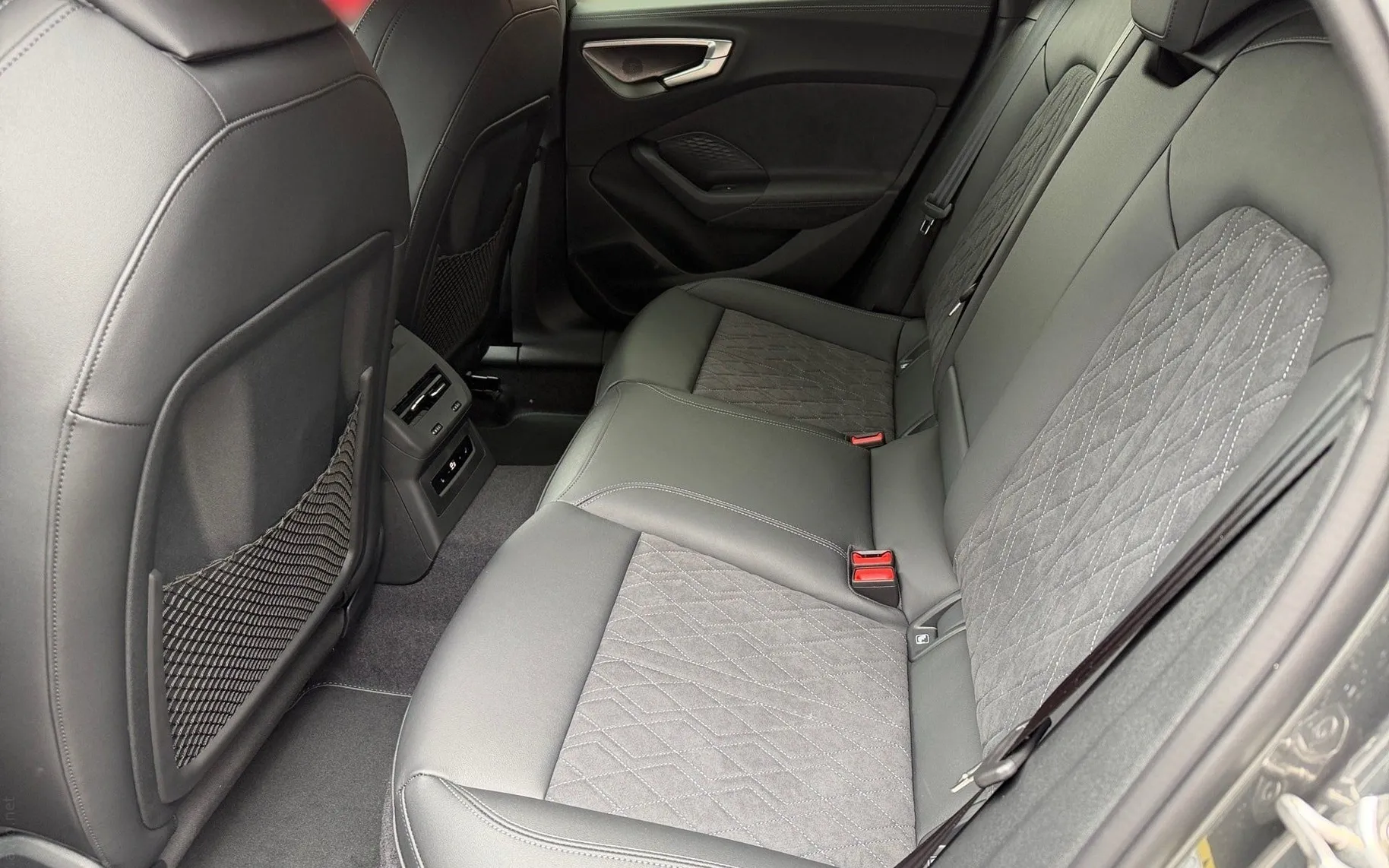 Notranja slika - Audi A5 - limuzina TFSI quattro 150 ... - 11