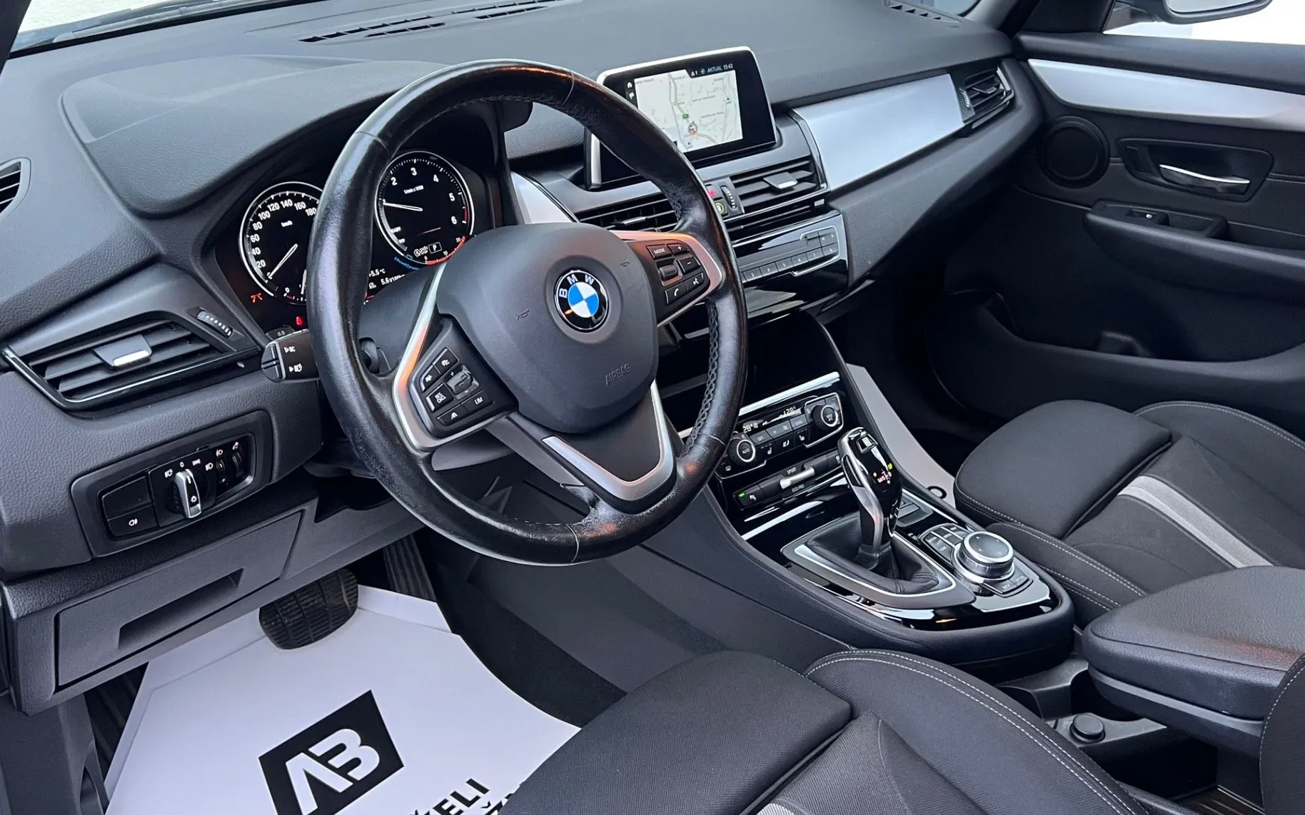 Notranja slika - BMW serija 2 Active Tourer: - 216d+SPORT+LED+MEMORY+NAVI - 10